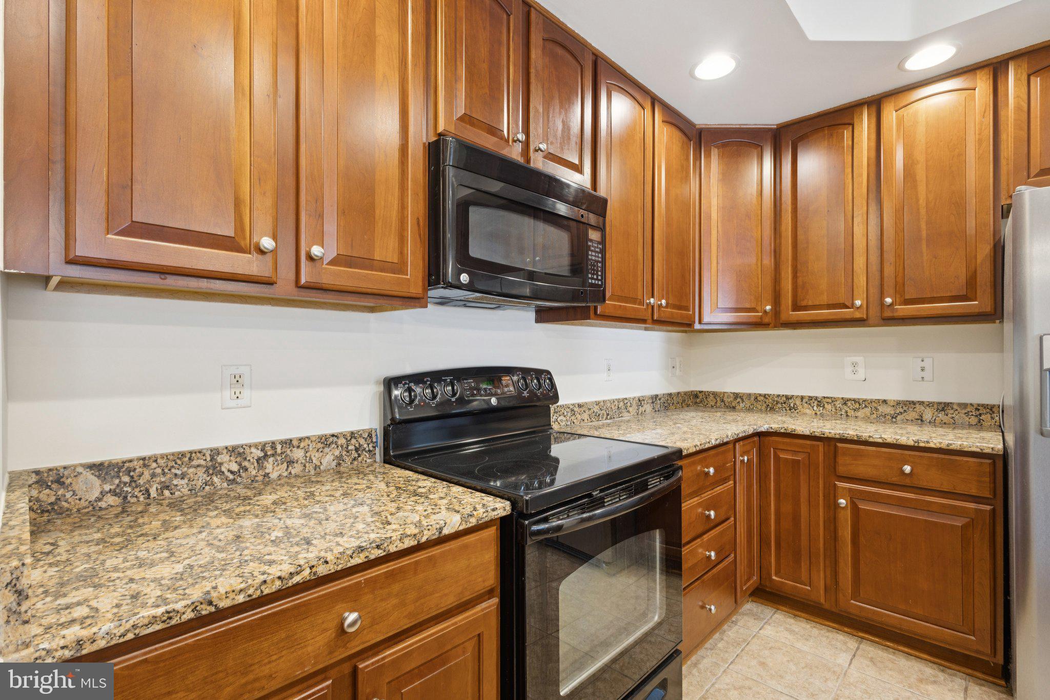 POTOMAC CLUB - Residential