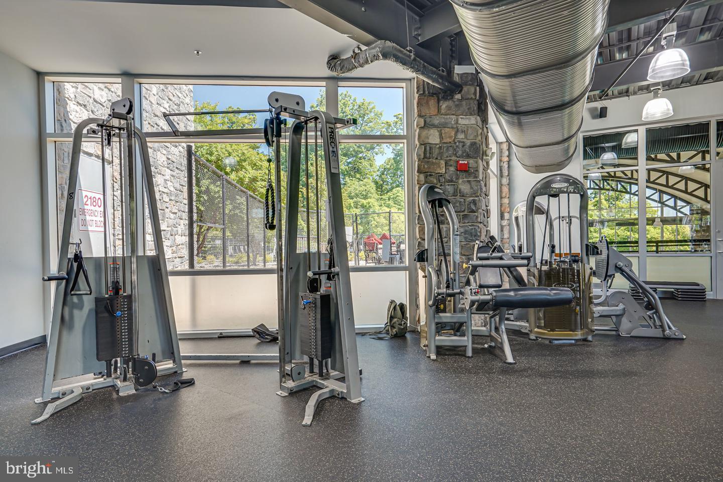 POTOMAC CLUB - Residential