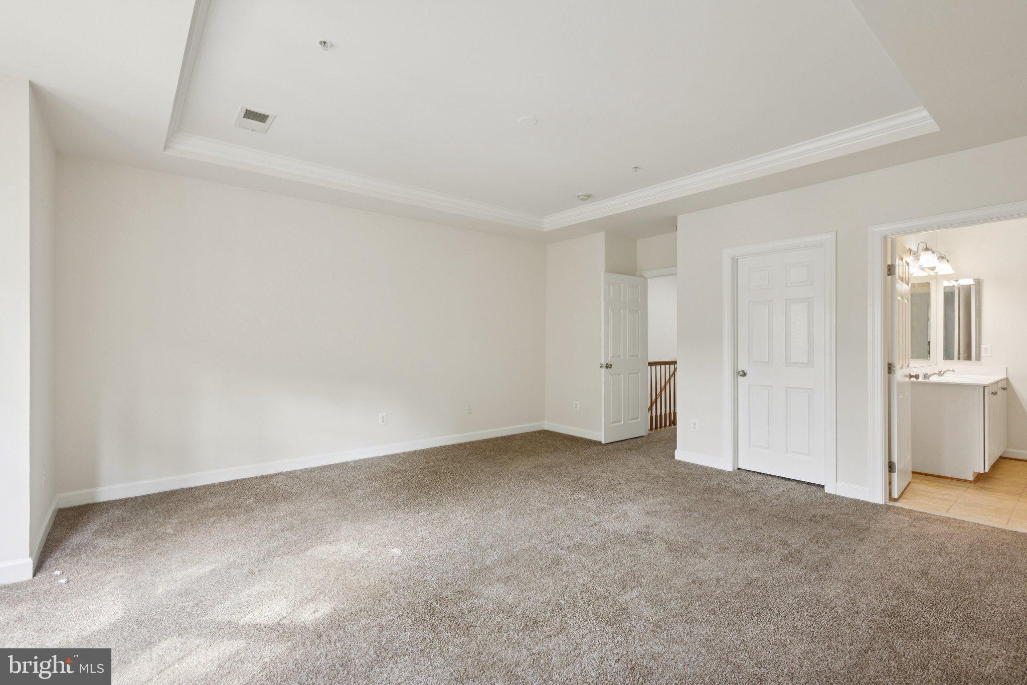 POTOMAC CLUB - Residential