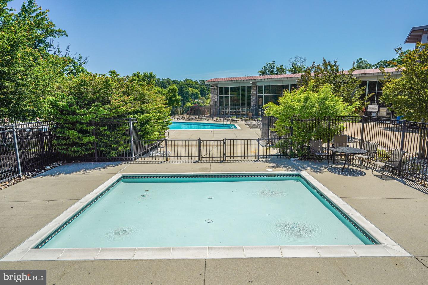 POTOMAC CLUB - Residential