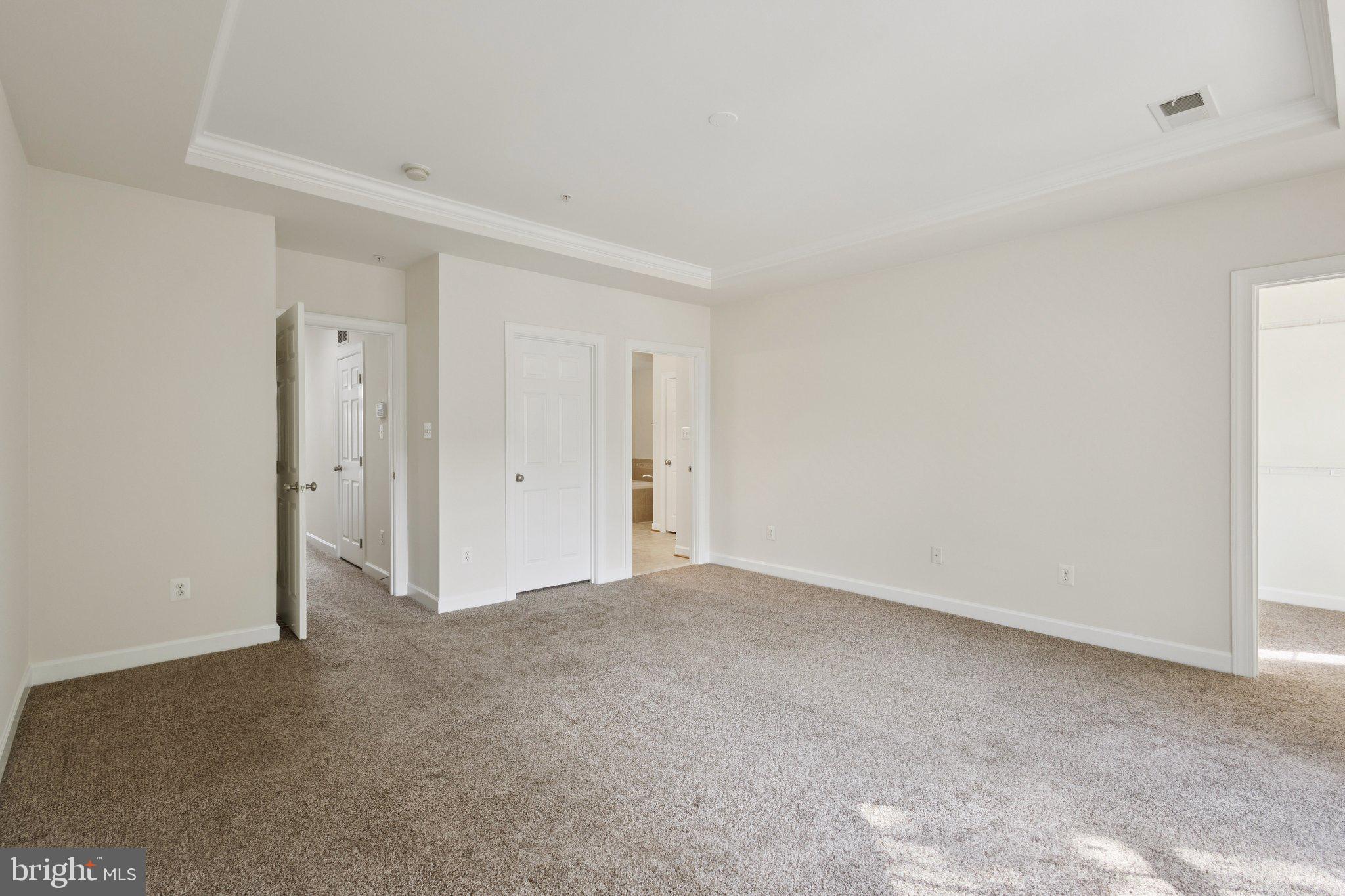 POTOMAC CLUB - Residential