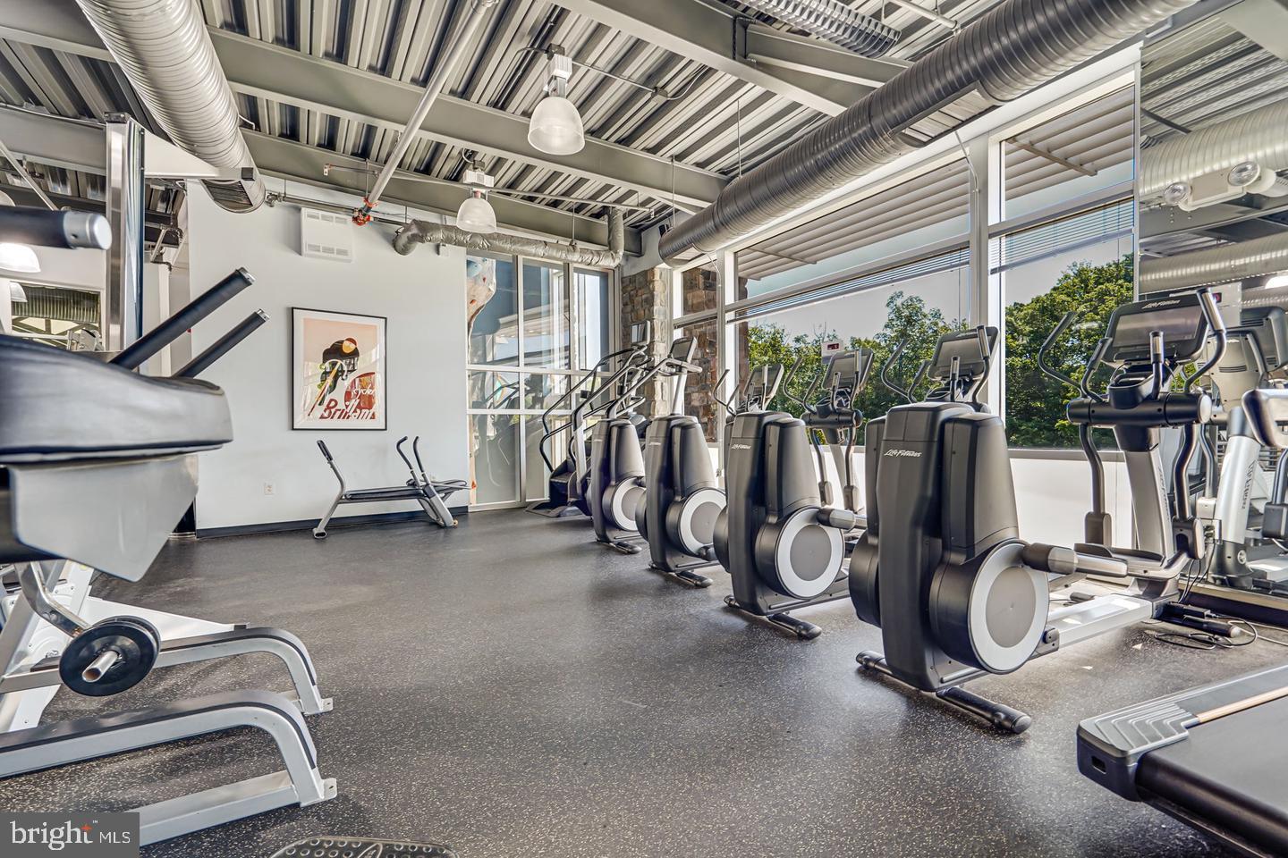 POTOMAC CLUB - Residential