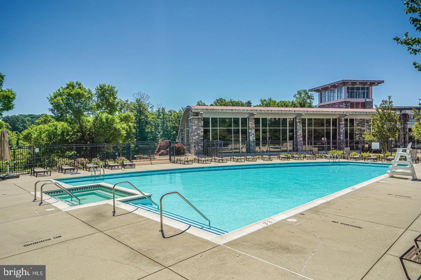 POTOMAC CLUB - Residential