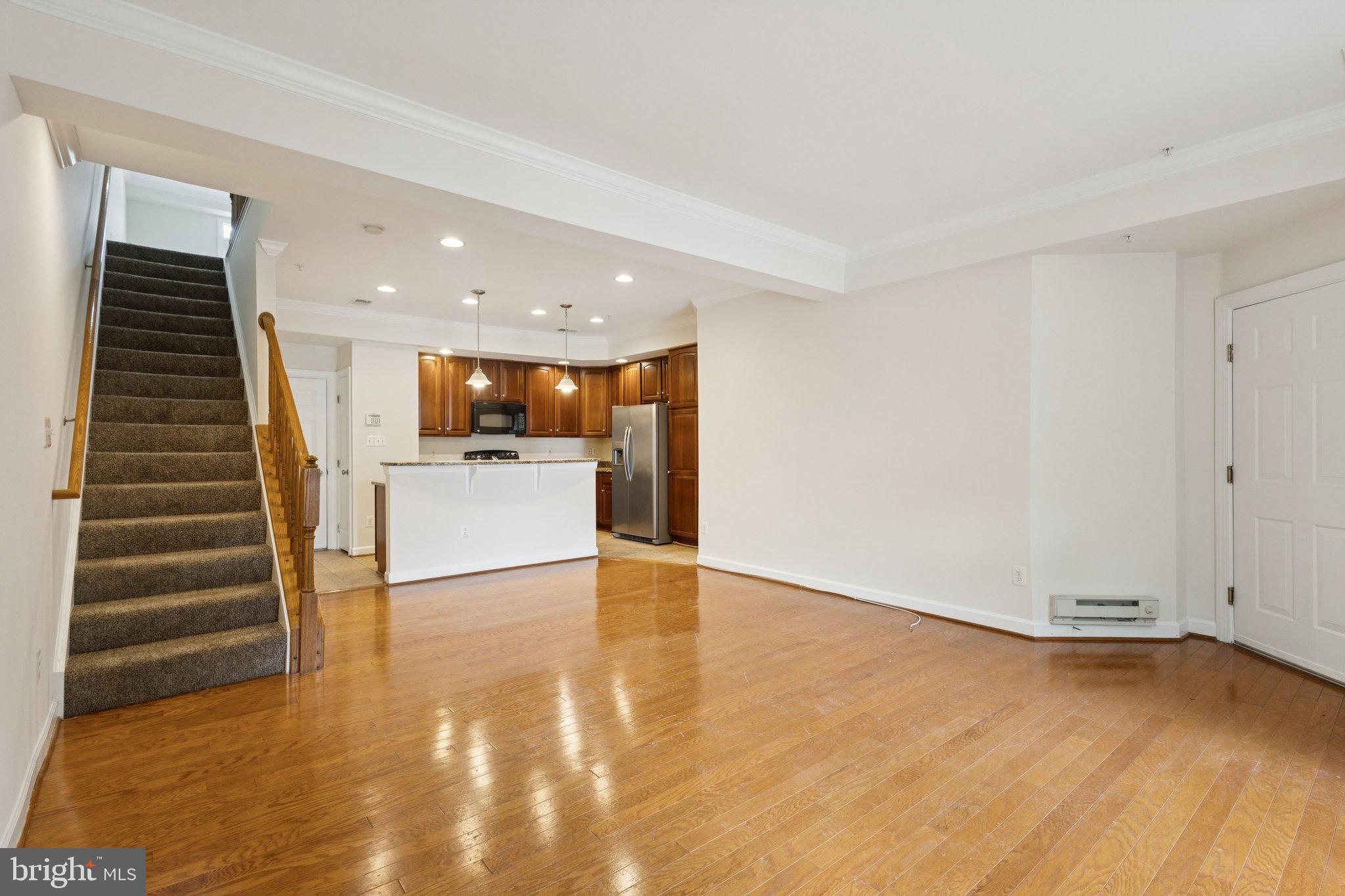 POTOMAC CLUB - Residential