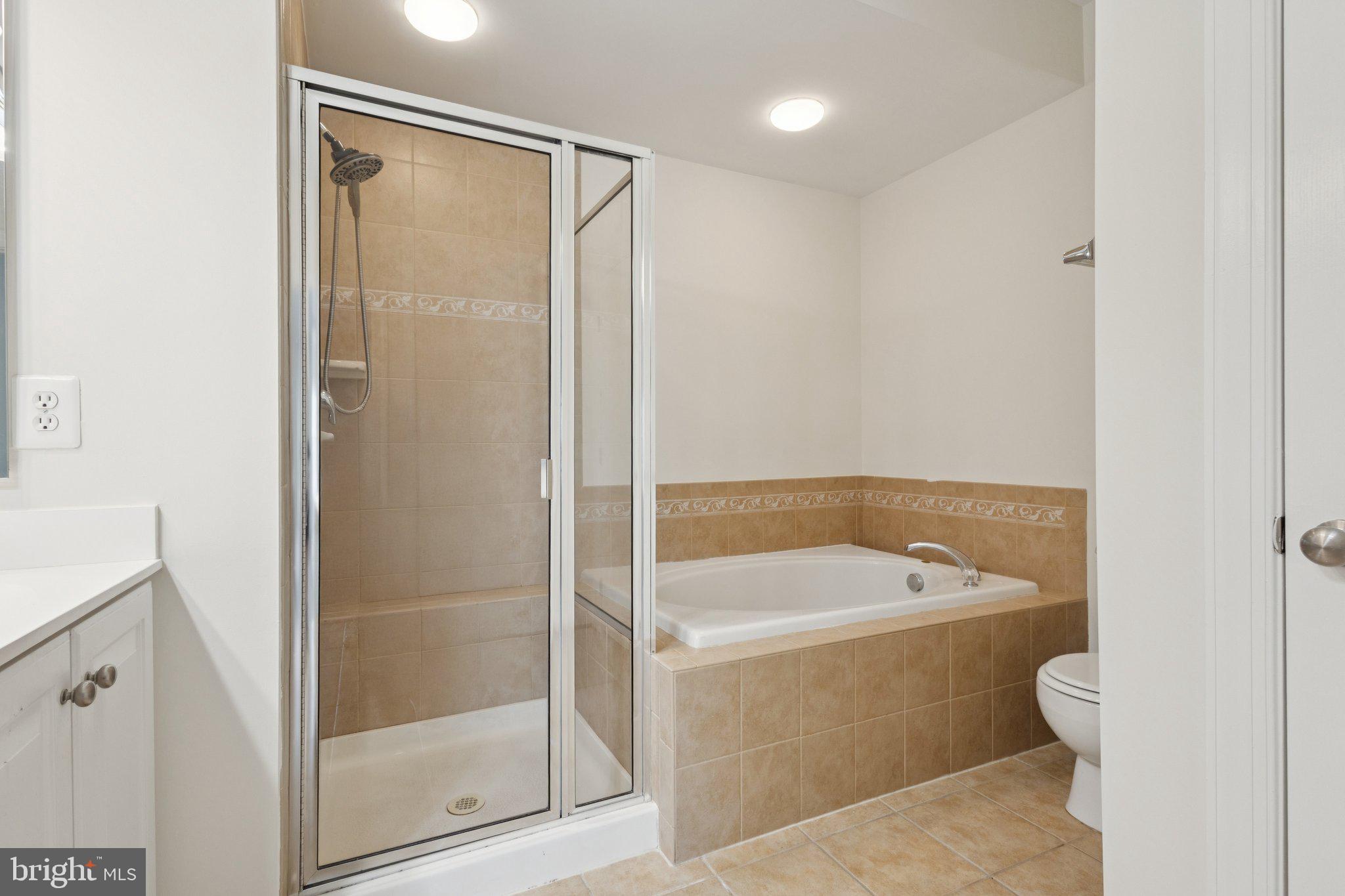 POTOMAC CLUB - Residential