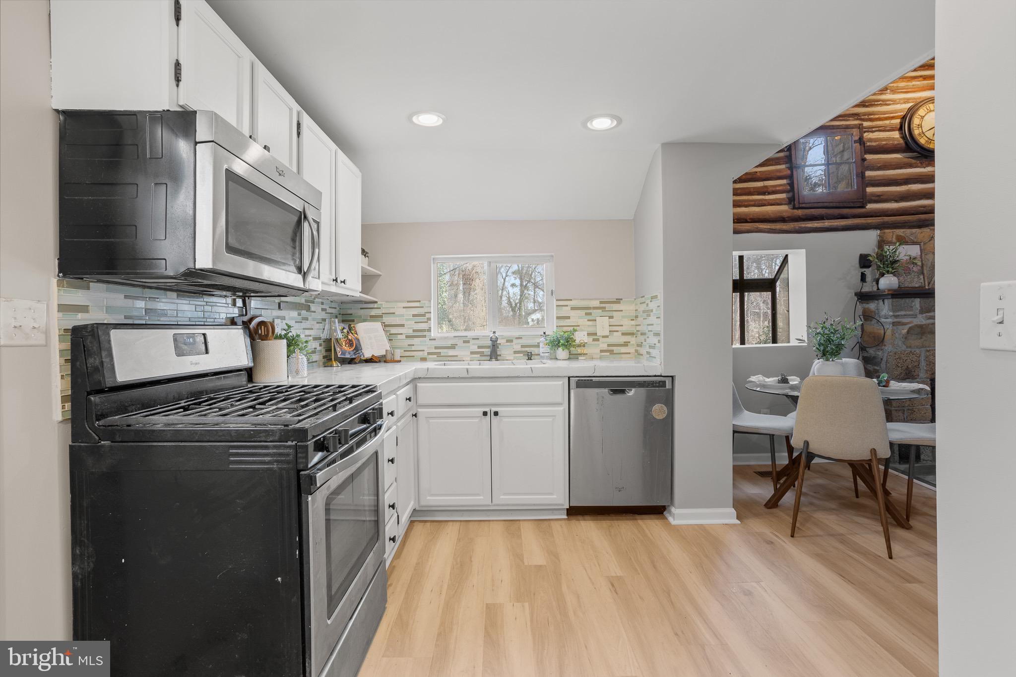 LONG BEACH - Residential