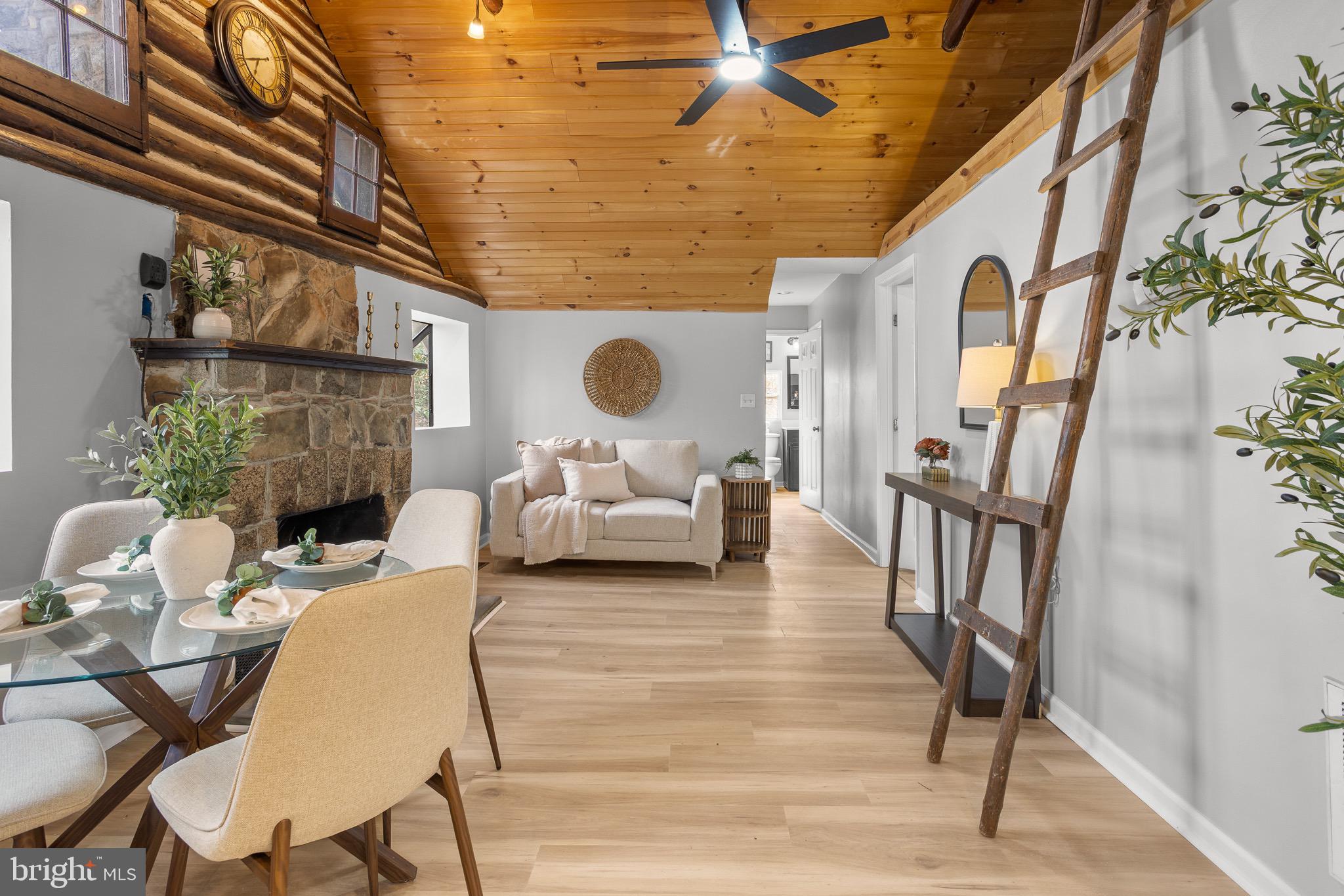 LONG BEACH - Residential