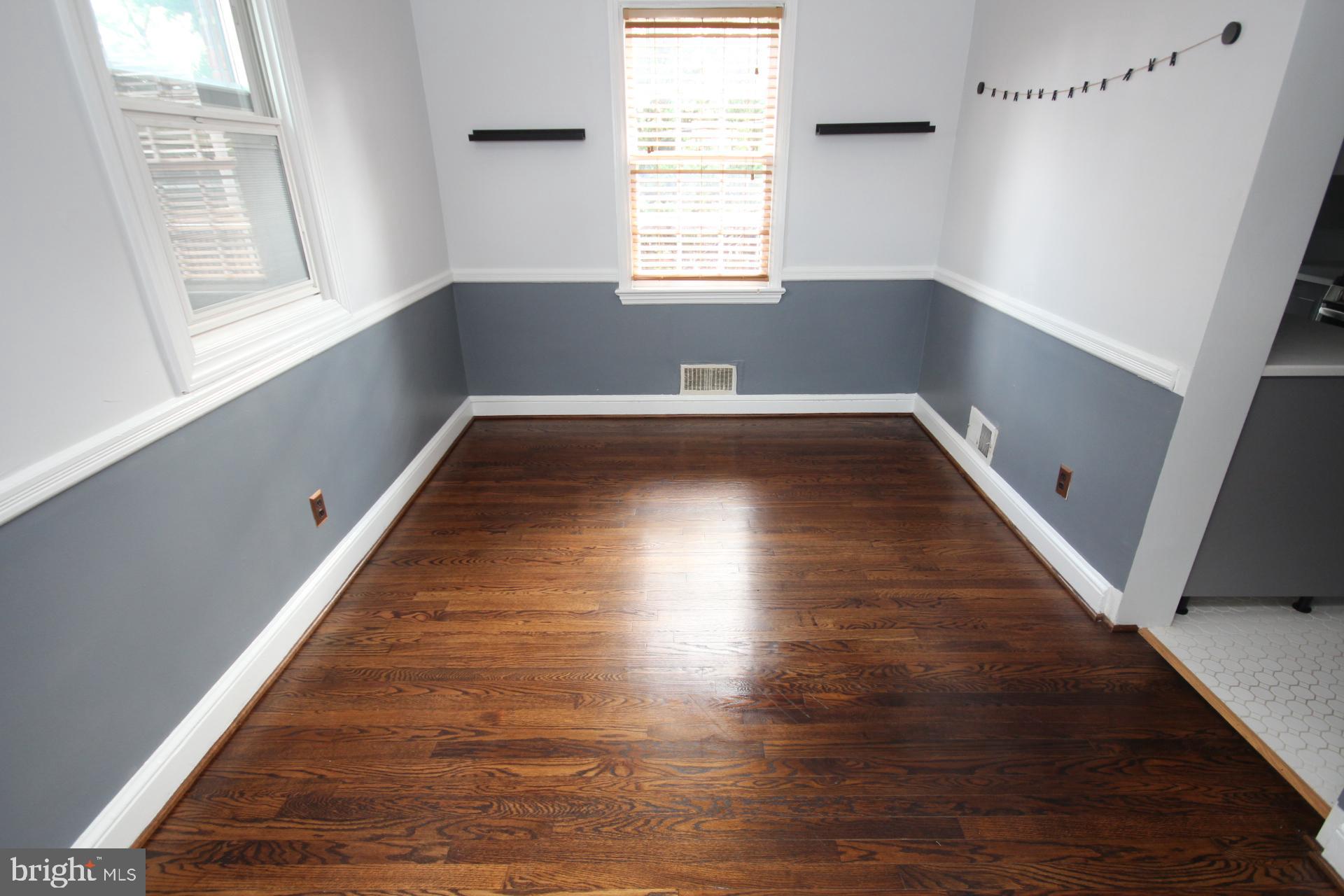 GLEBEWOOD VILLAGE - Residential Lease