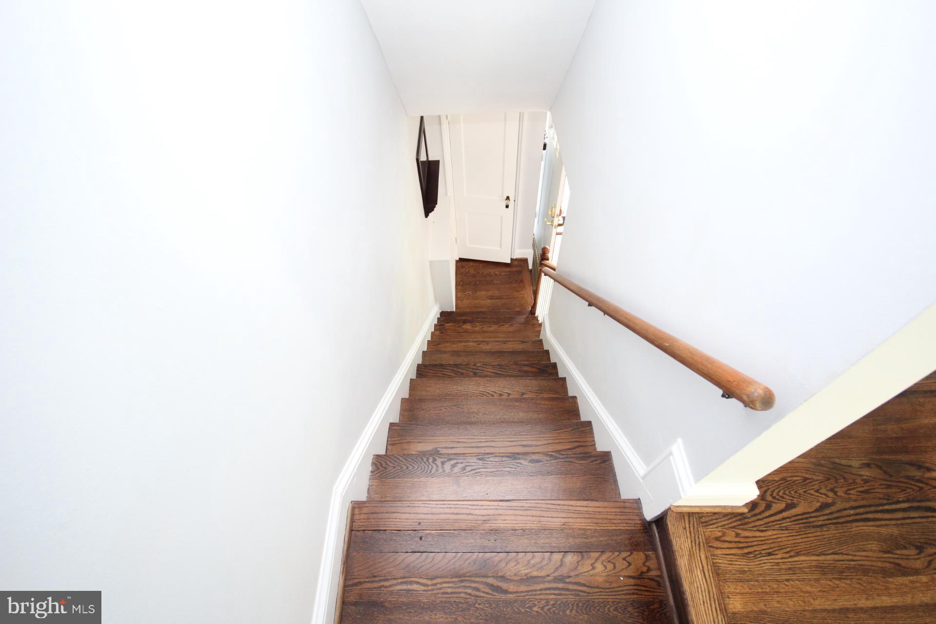 GLEBEWOOD VILLAGE - Residential Lease