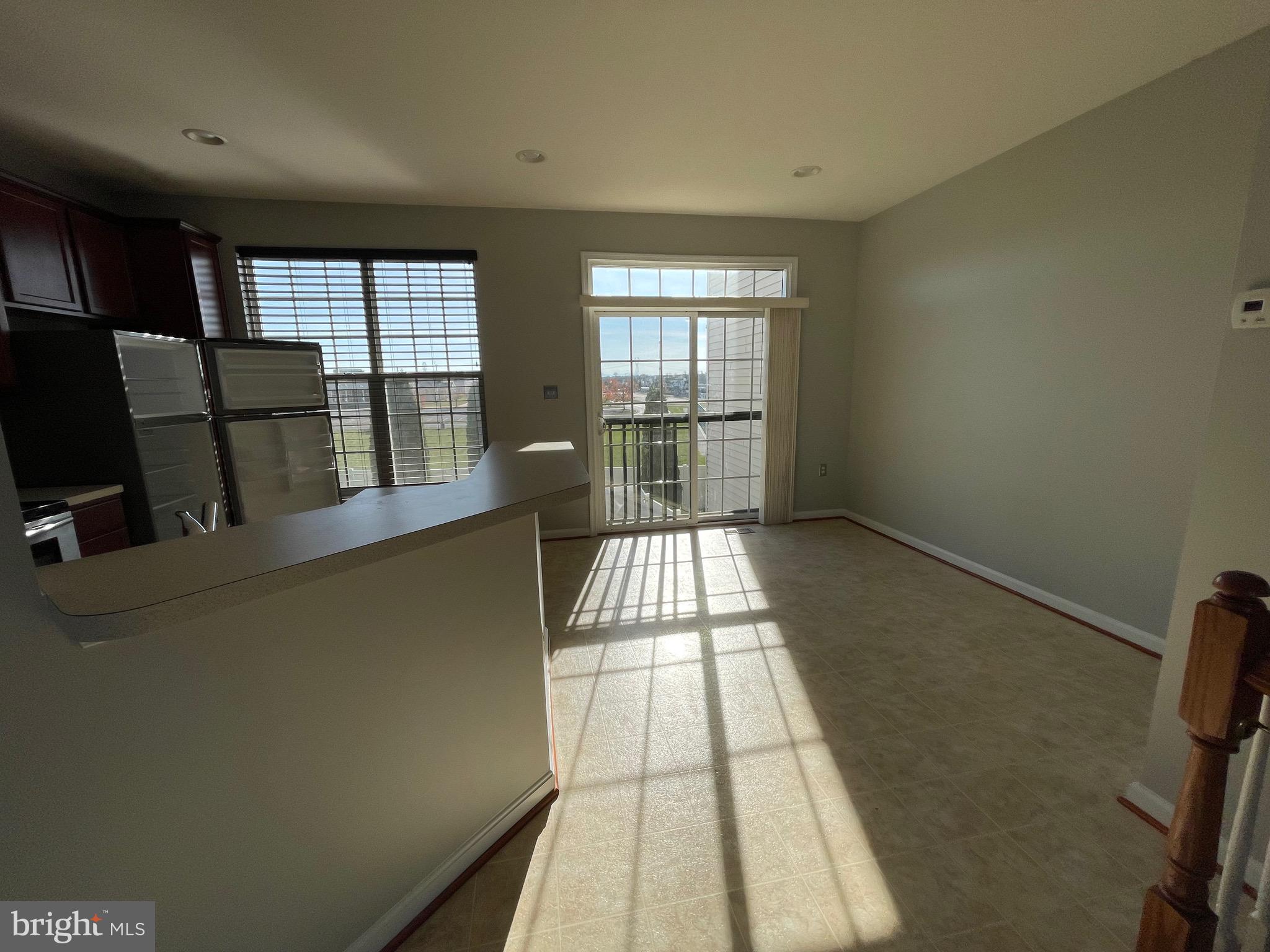 HUNTFIELD - Residential Lease