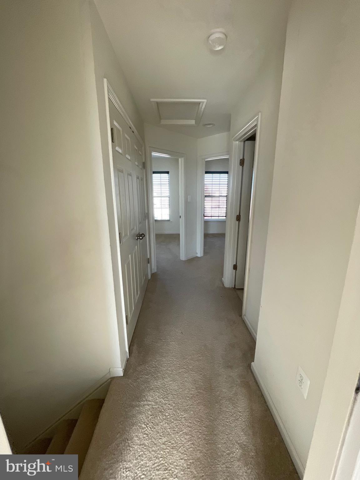 HUNTFIELD - Residential Lease