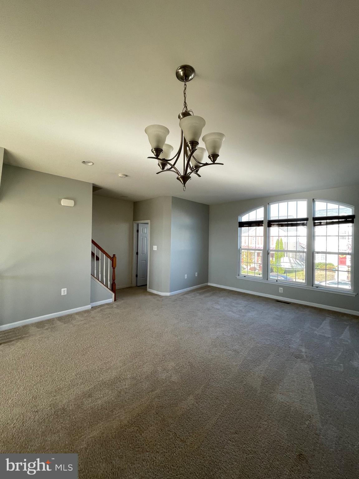 HUNTFIELD - Residential Lease