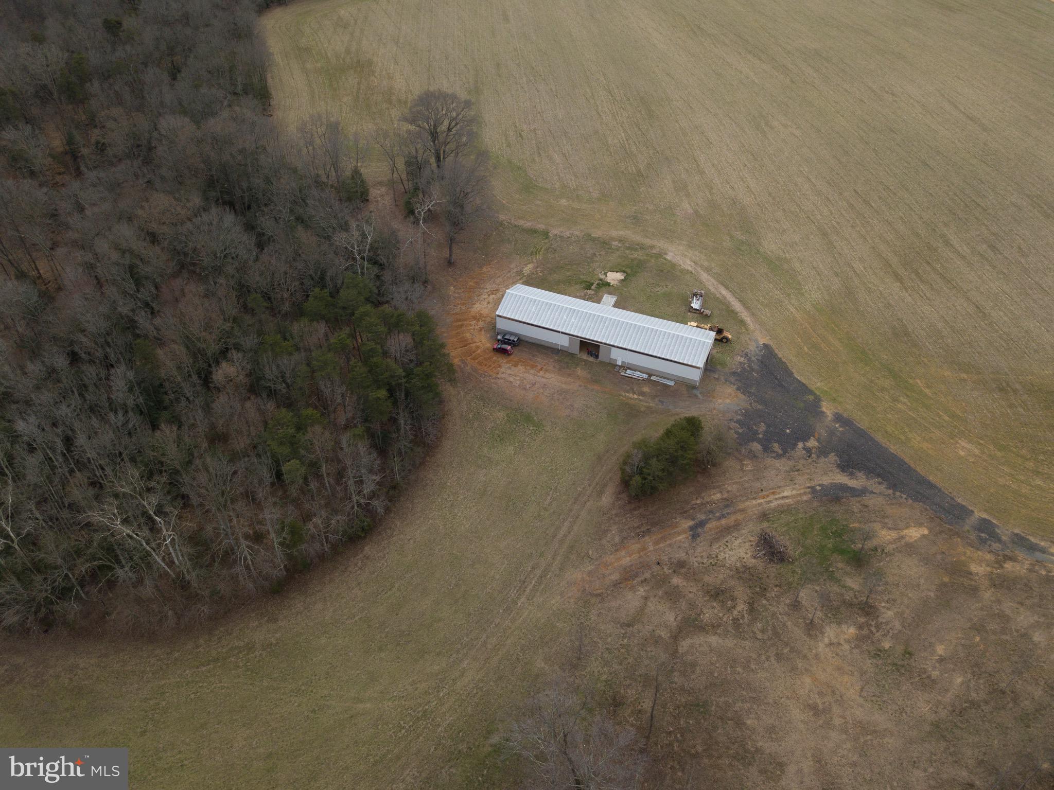 BRIDLE LAKE ESTATES - Farm