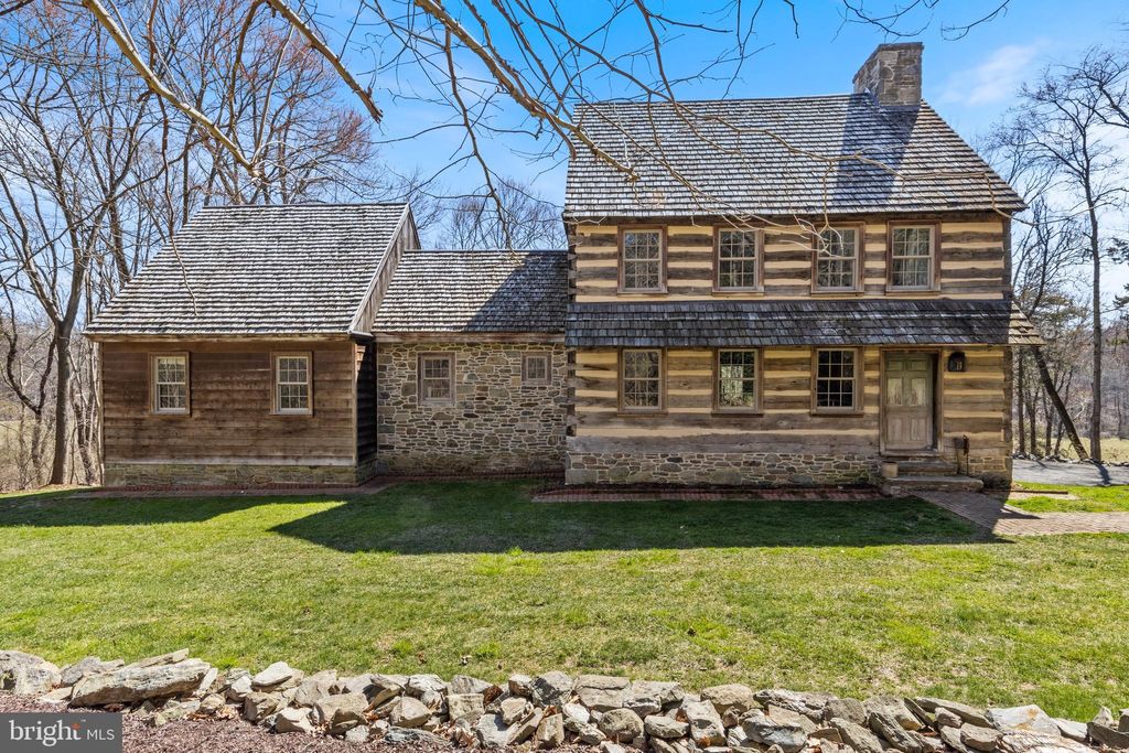 Photo of 228 LONDONDERRY LN, NOTTINGHAM, PA 19362 (MLS # PALA2031630)