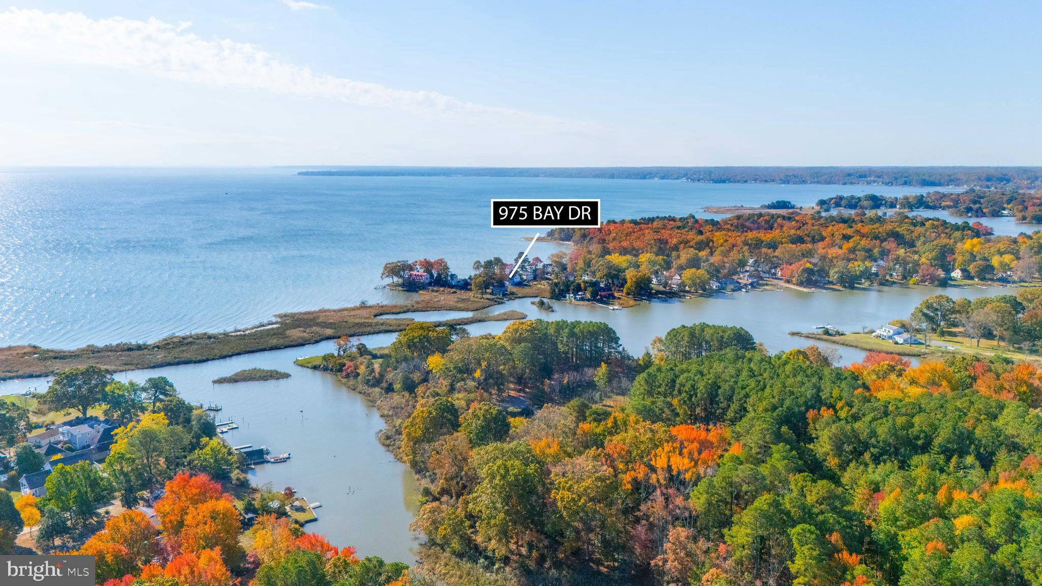 DEALE BEACH - Residential