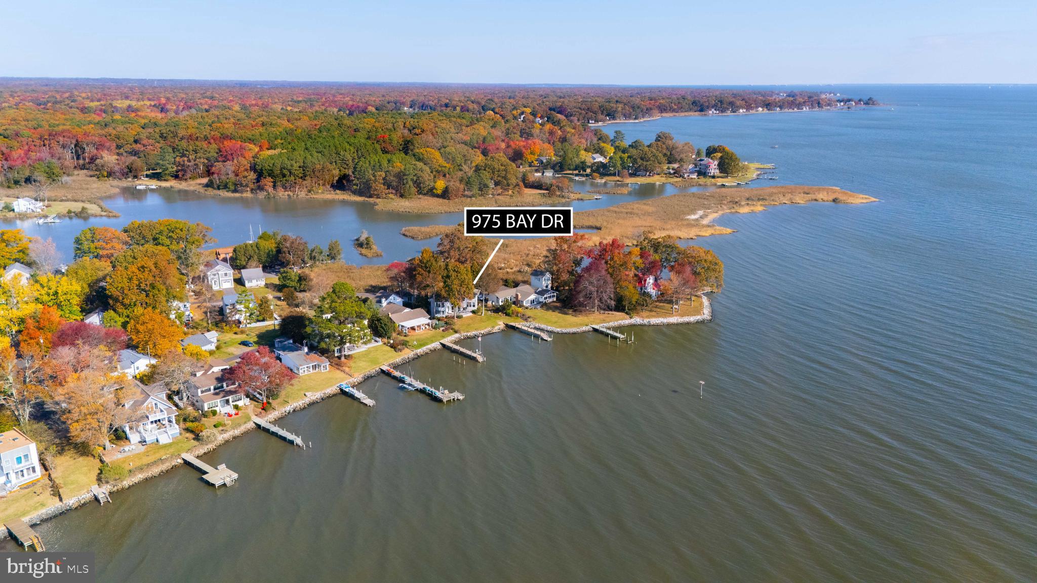 DEALE BEACH - Residential