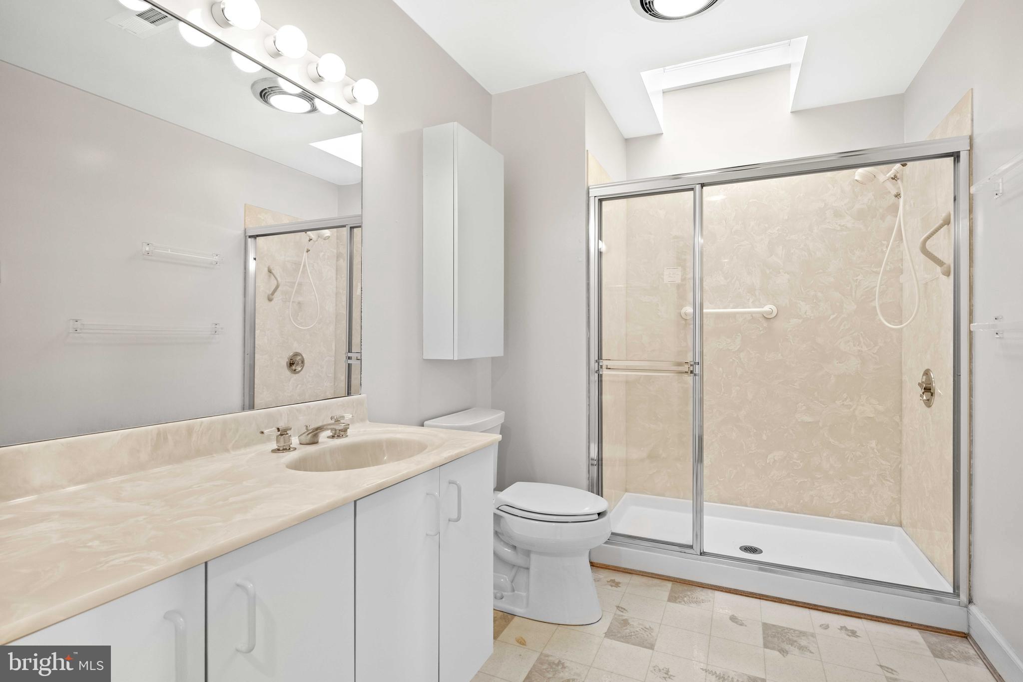 DEALE BEACH - Residential