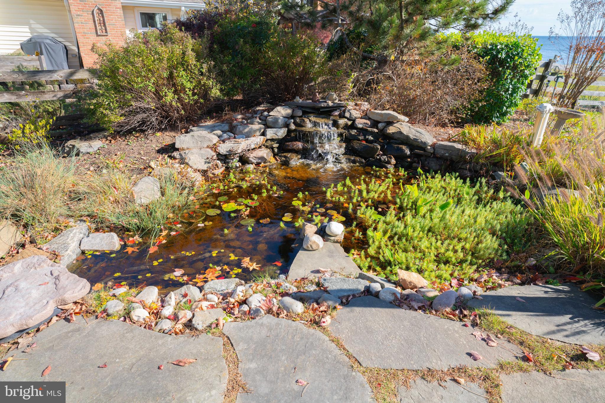 DEALE BEACH - Residential