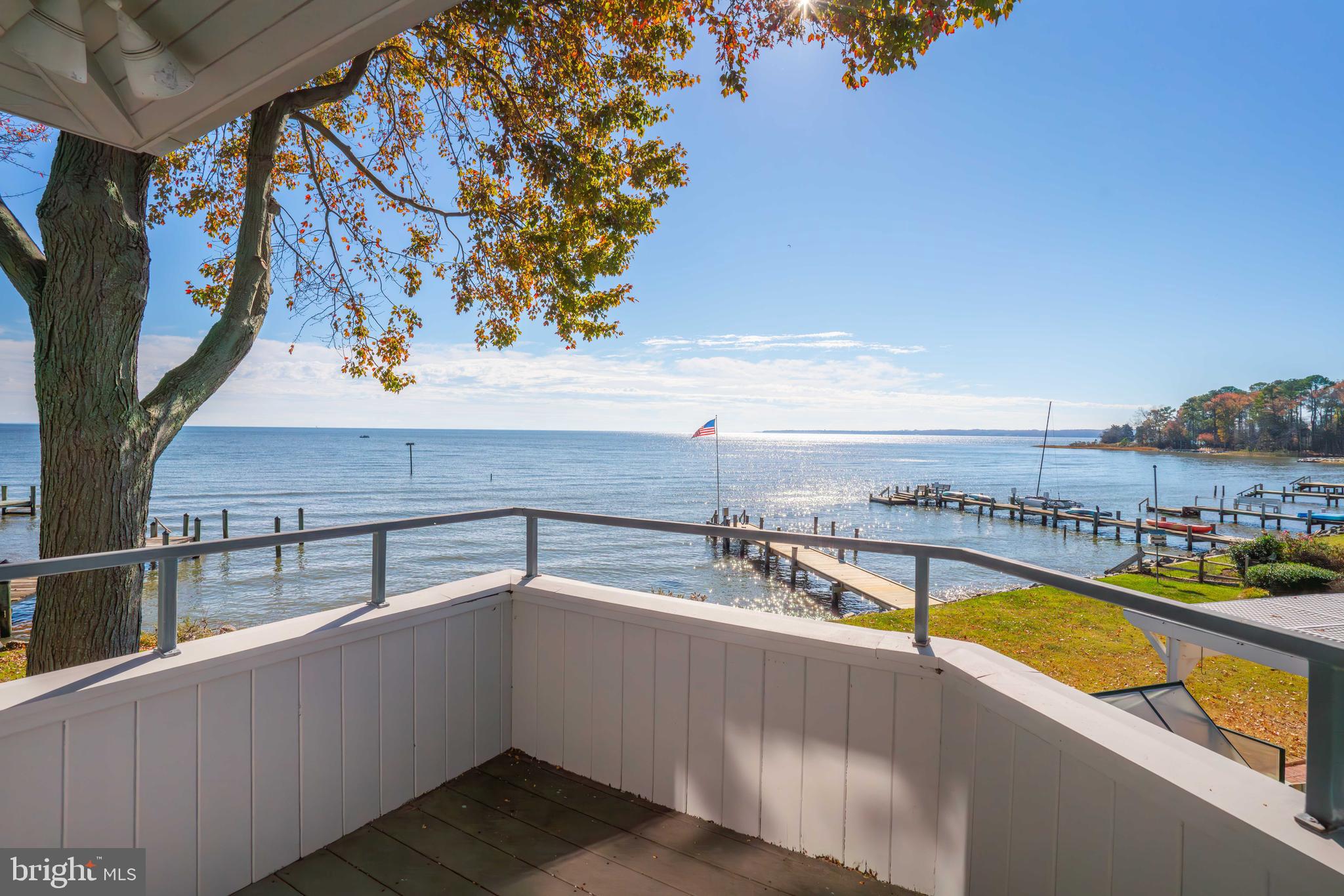 DEALE BEACH - Residential