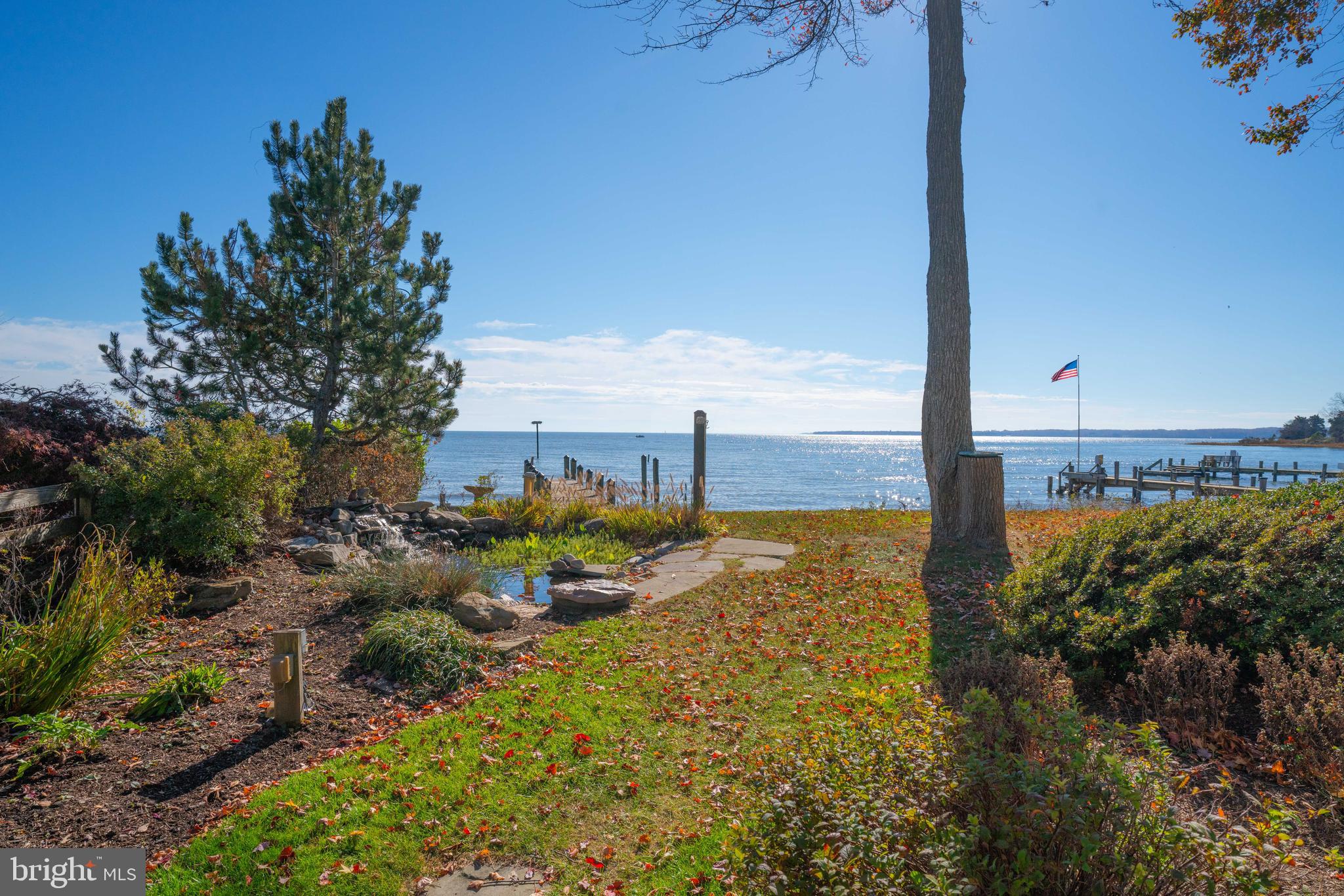 DEALE BEACH - Residential