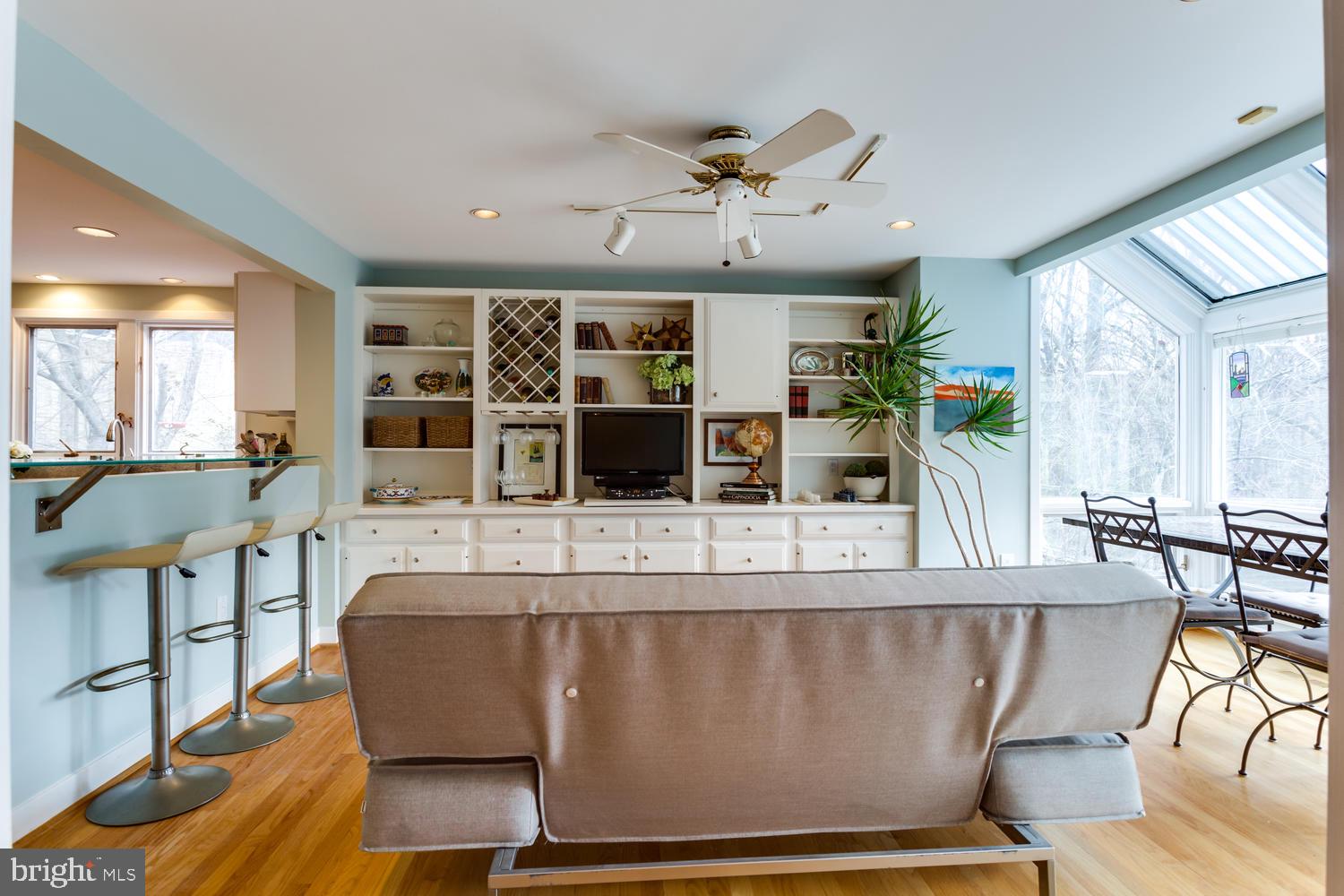 BELLEVUE FOREST - Residential