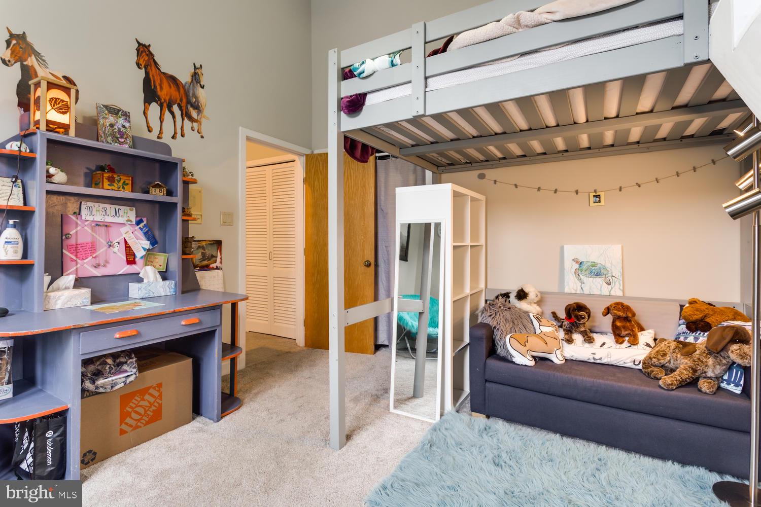 BELLEVUE FOREST - Residential