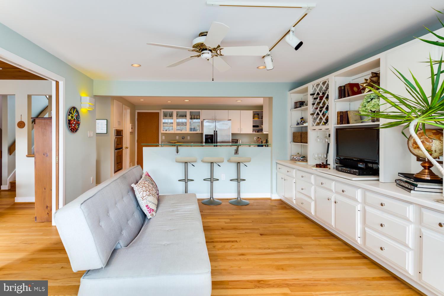 BELLEVUE FOREST - Residential