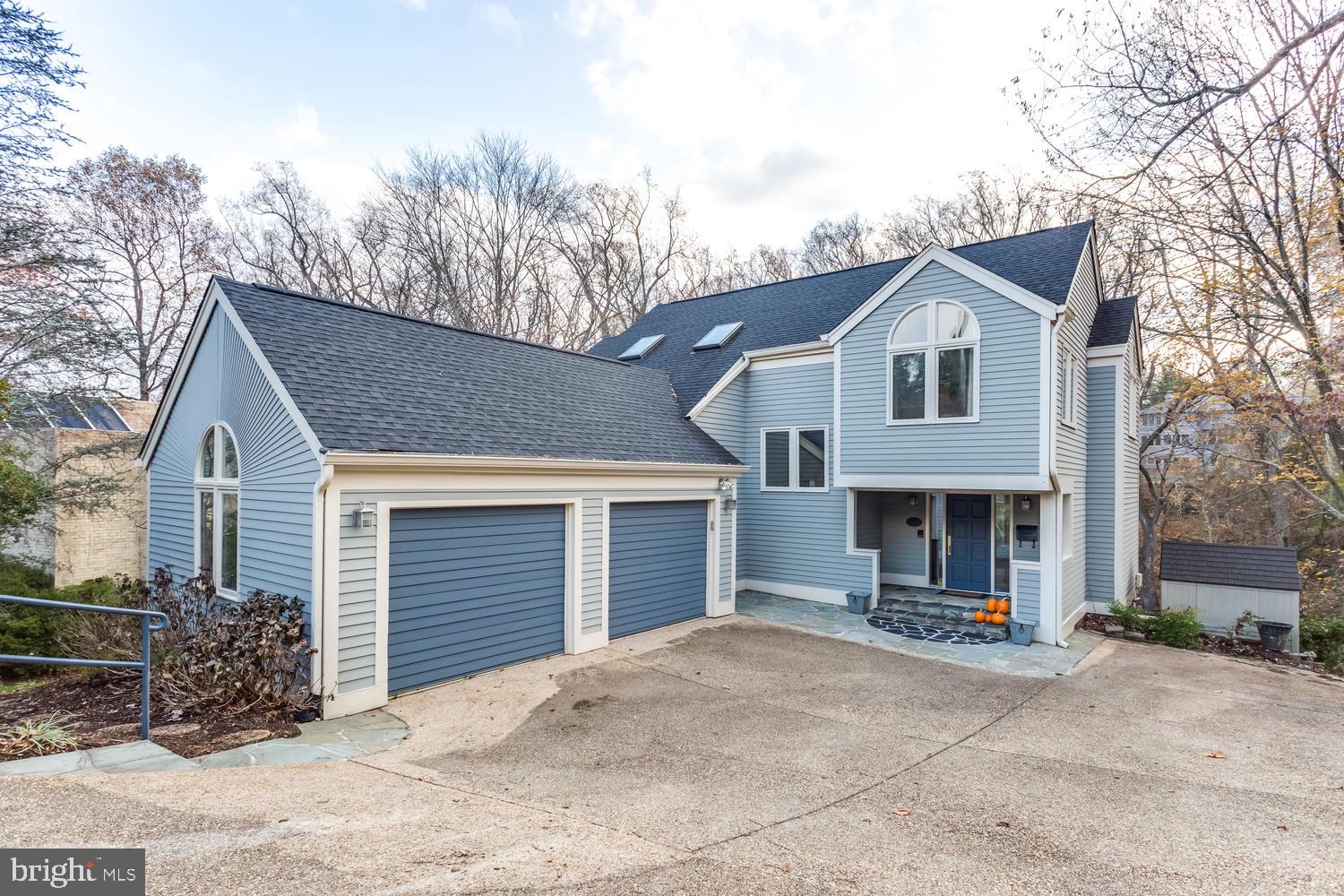 BELLEVUE FOREST - Residential