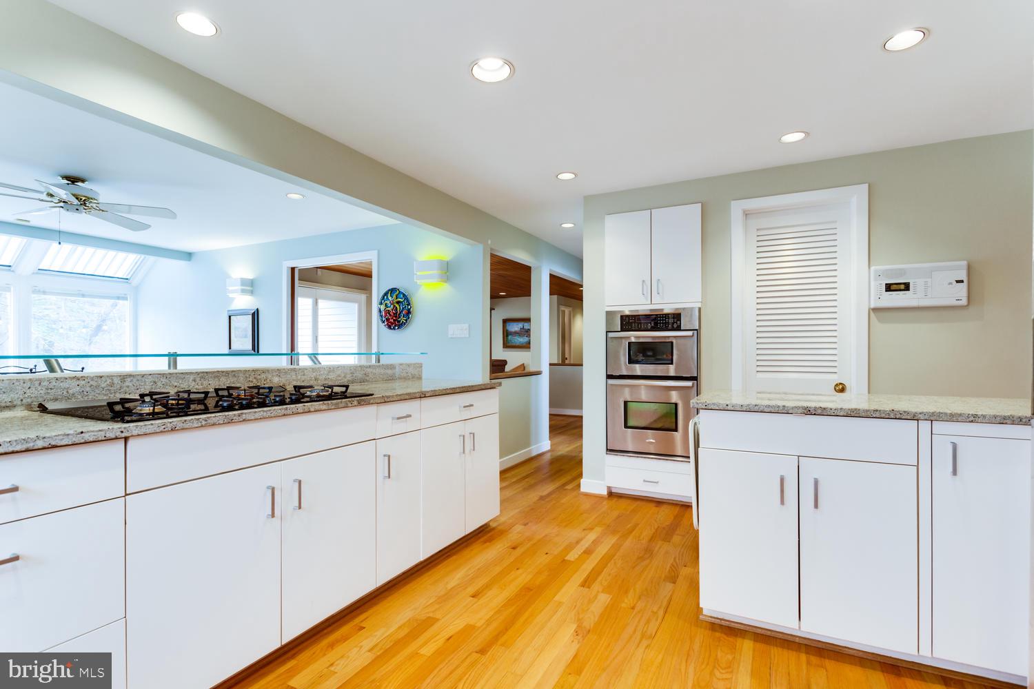 BELLEVUE FOREST - Residential