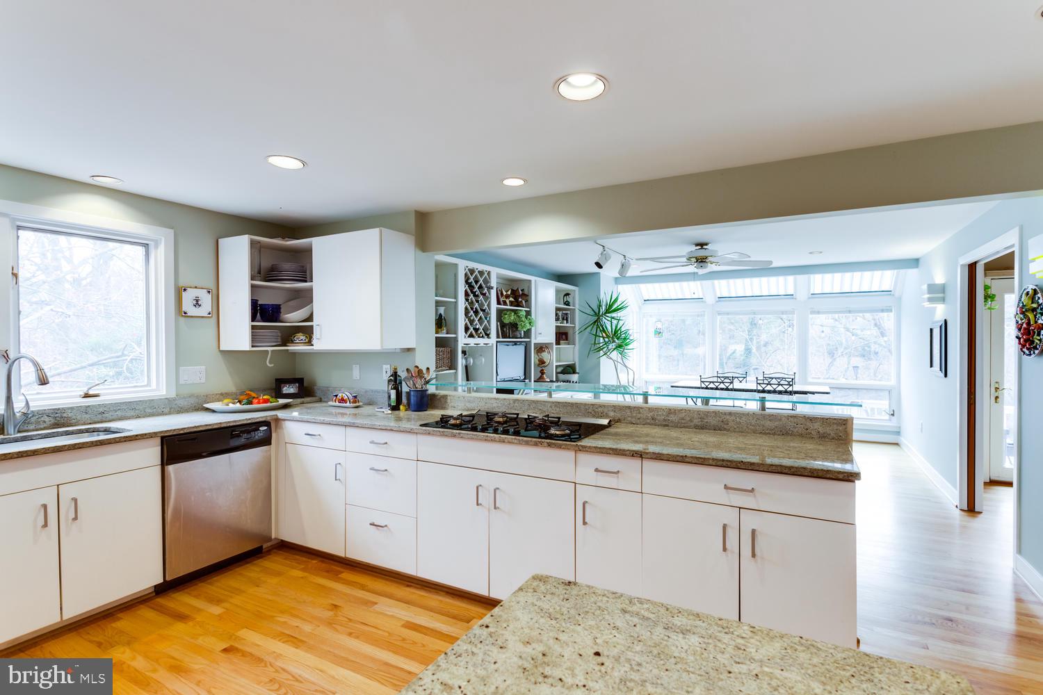 BELLEVUE FOREST - Residential