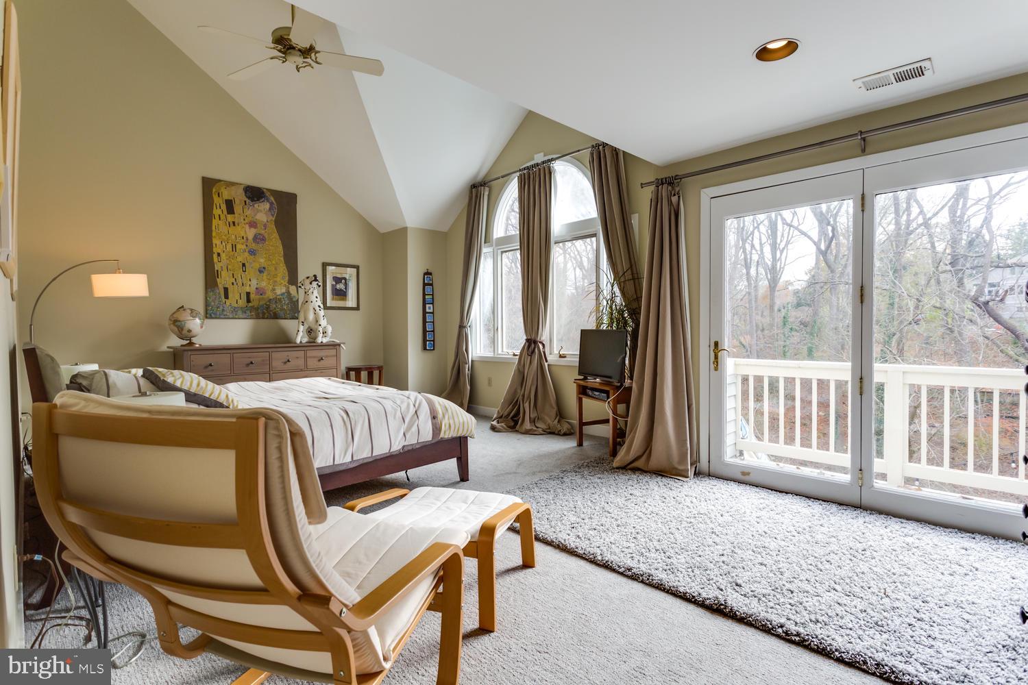 BELLEVUE FOREST - Residential