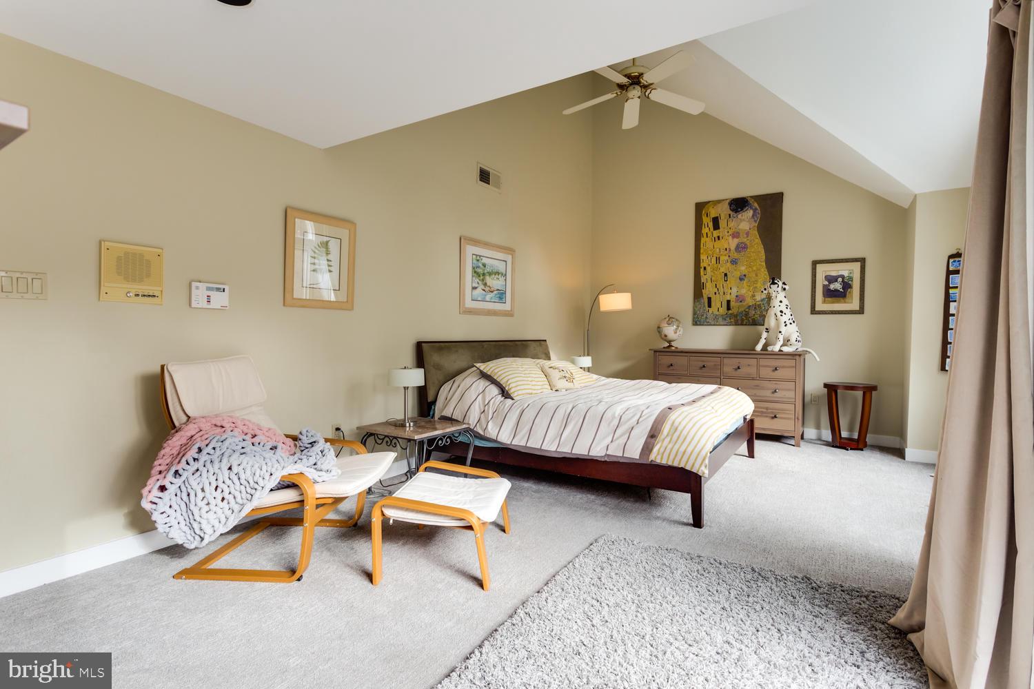 BELLEVUE FOREST - Residential