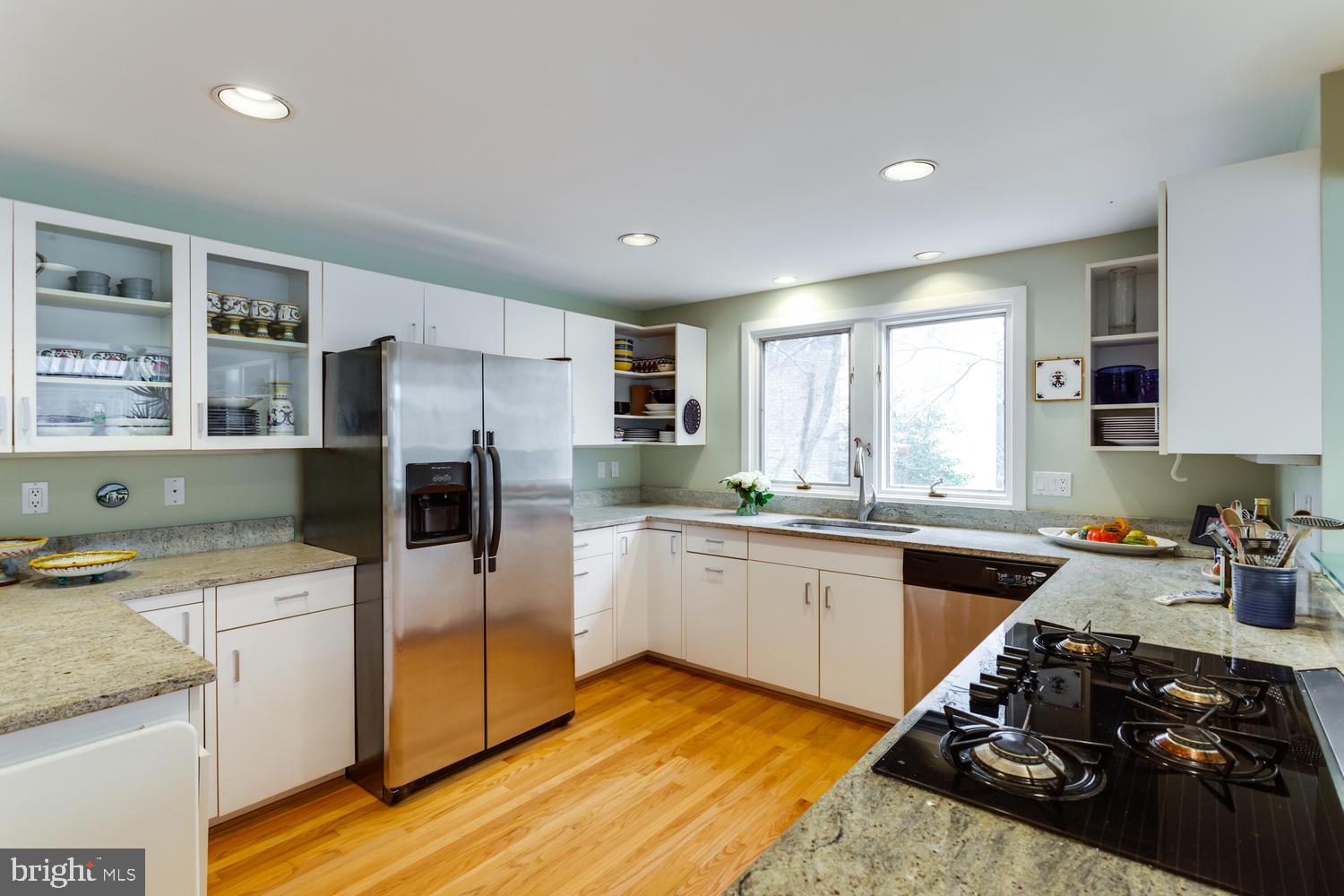 BELLEVUE FOREST - Residential