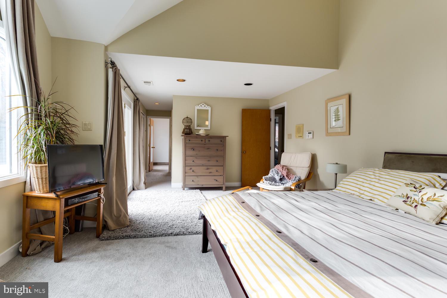 BELLEVUE FOREST - Residential