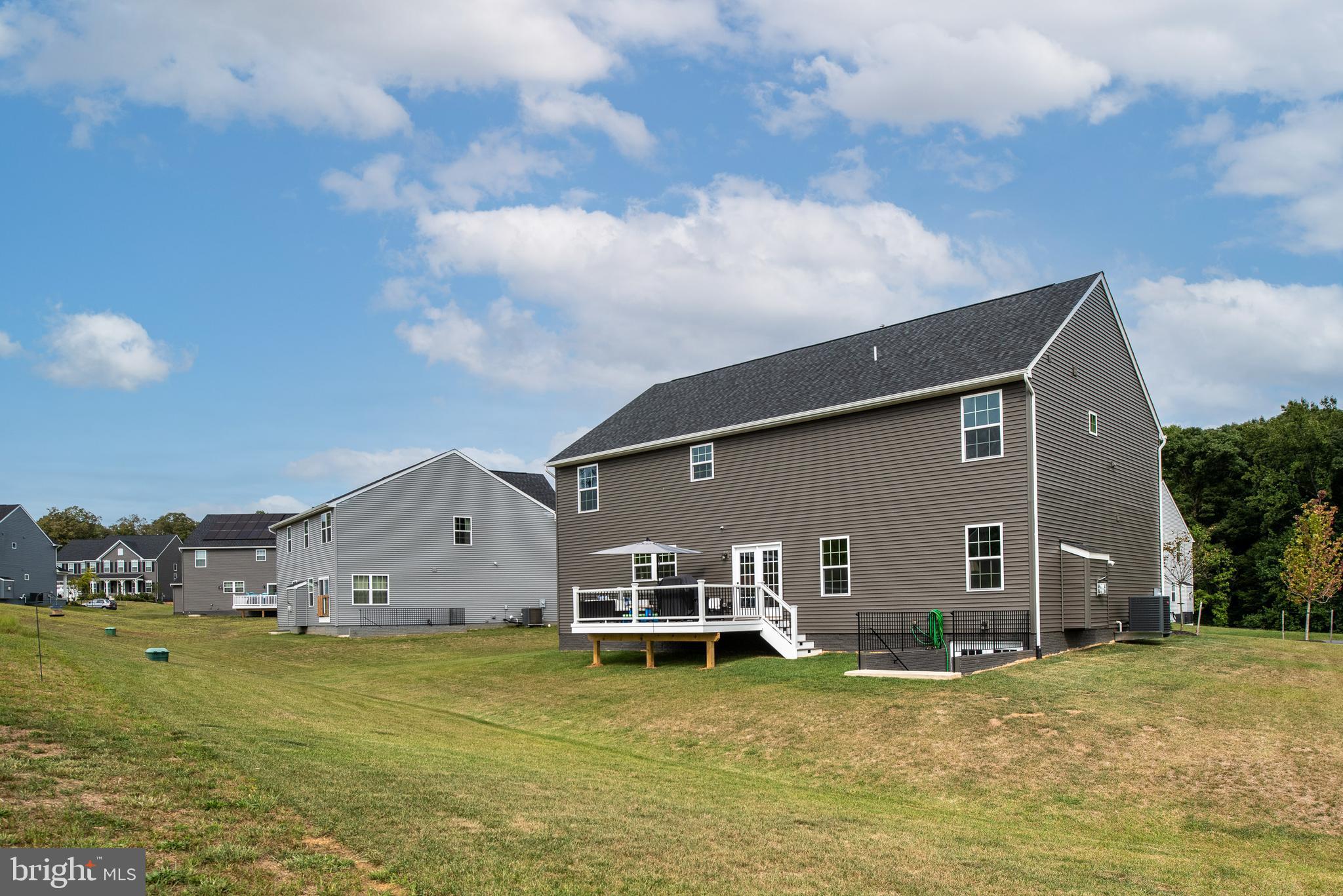 THE CROSSINGS - Residential