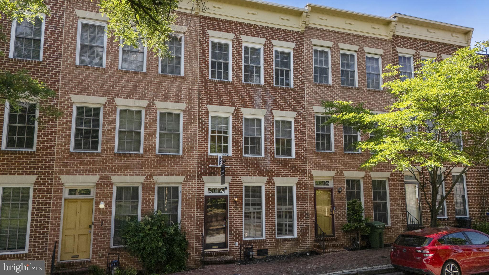 SETON HILL - Residential