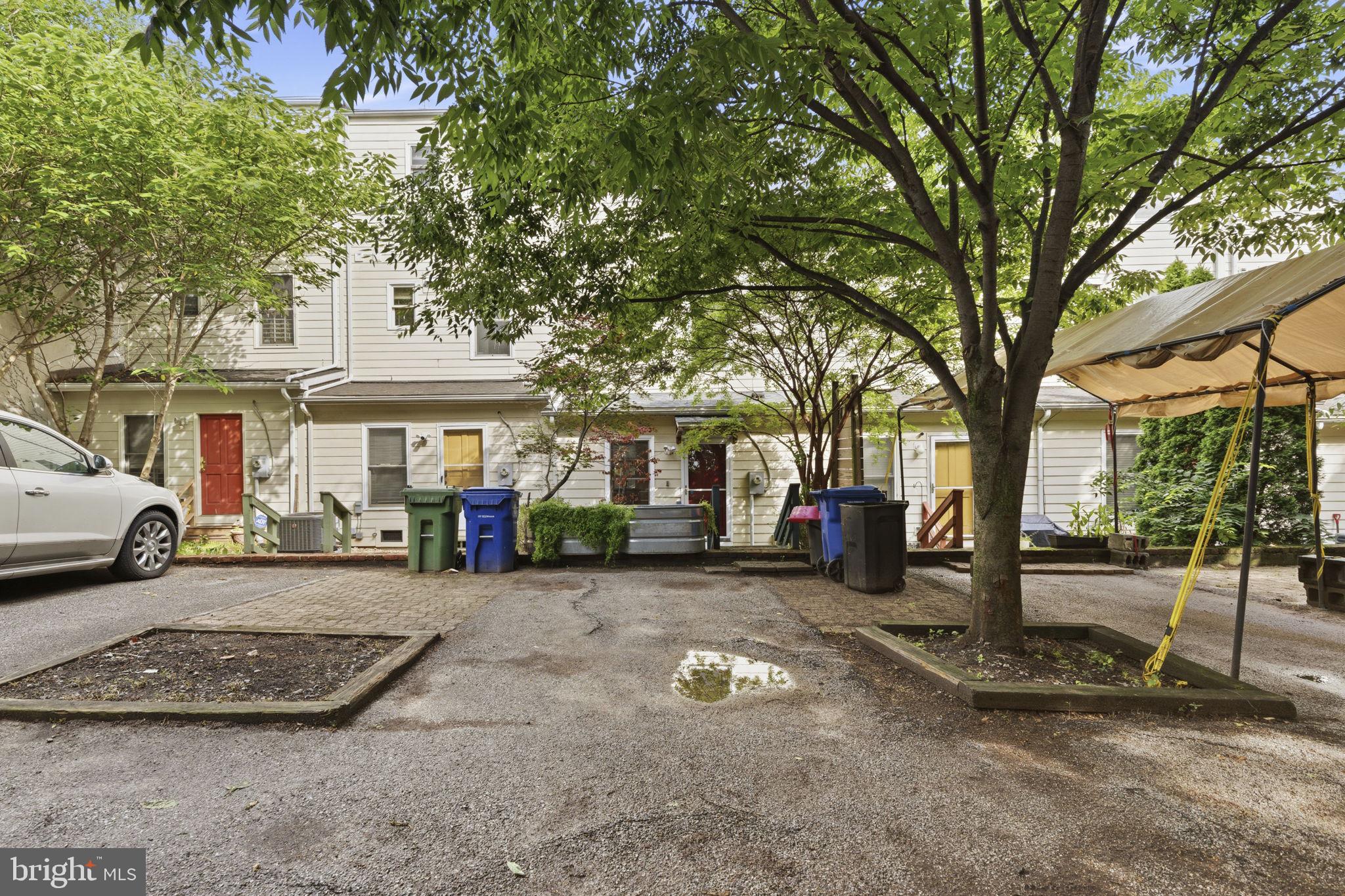 SETON HILL - Residential