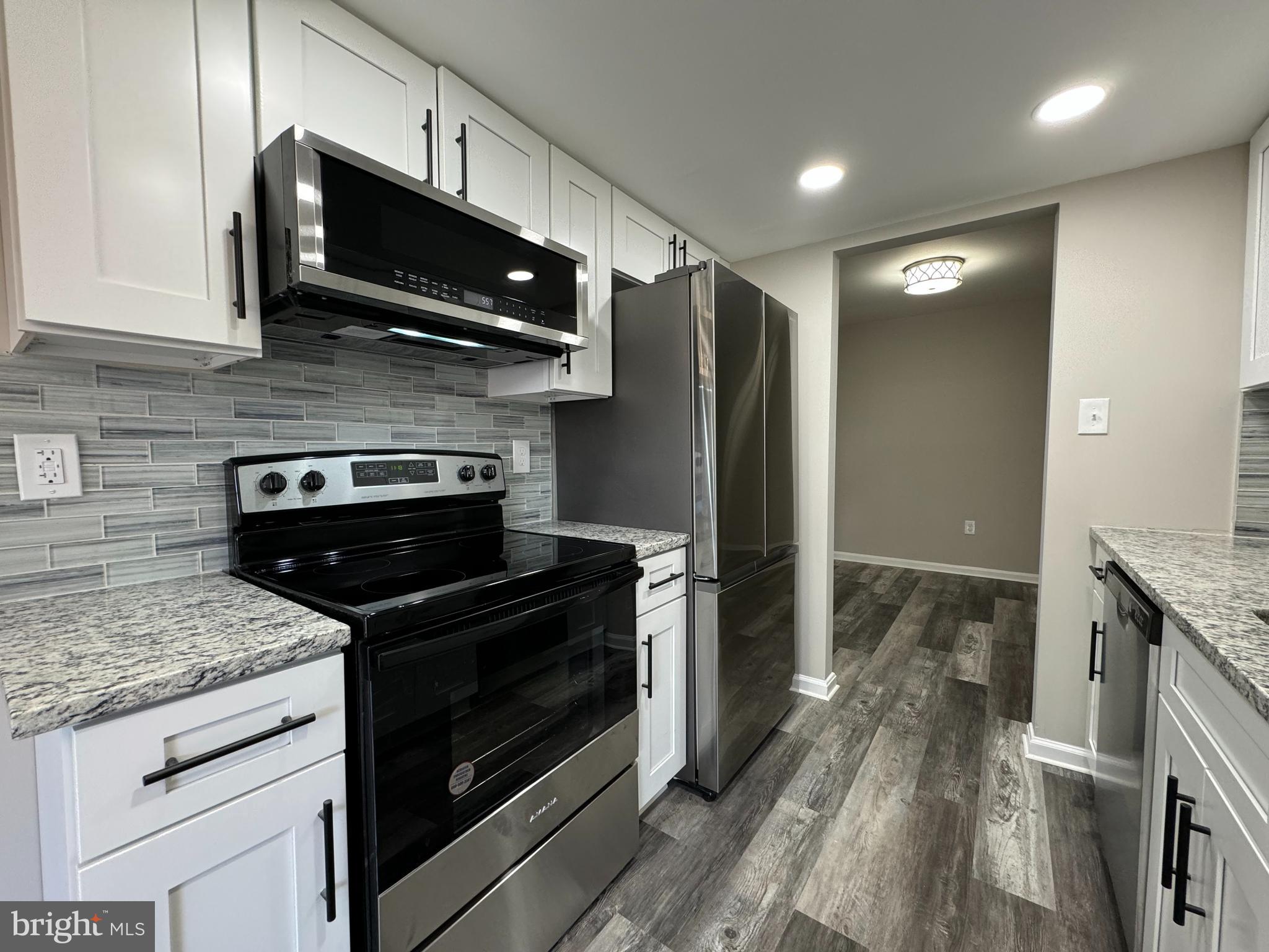 THE VISTAS - Residential