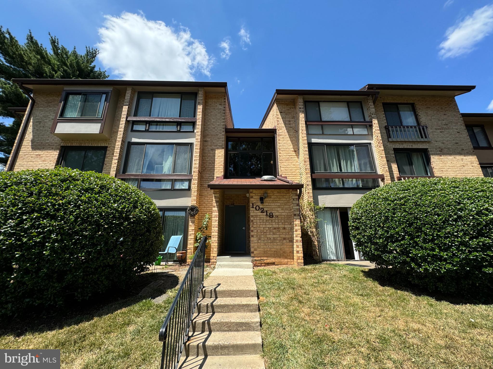 THE VISTAS - Residential