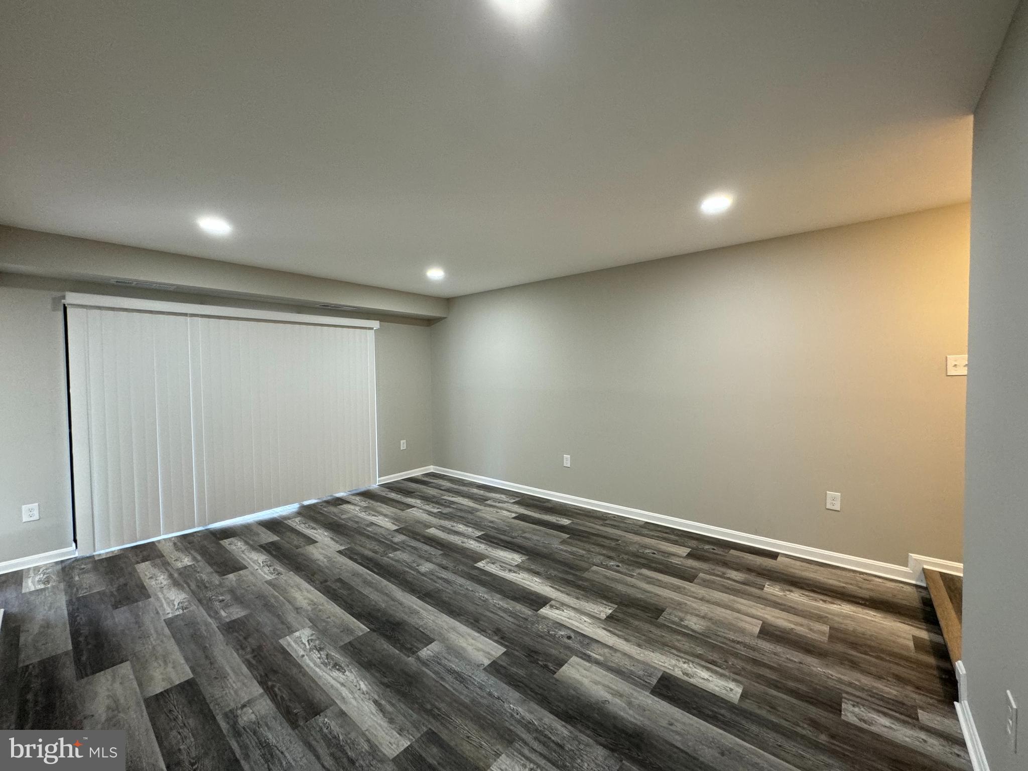 THE VISTAS - Residential