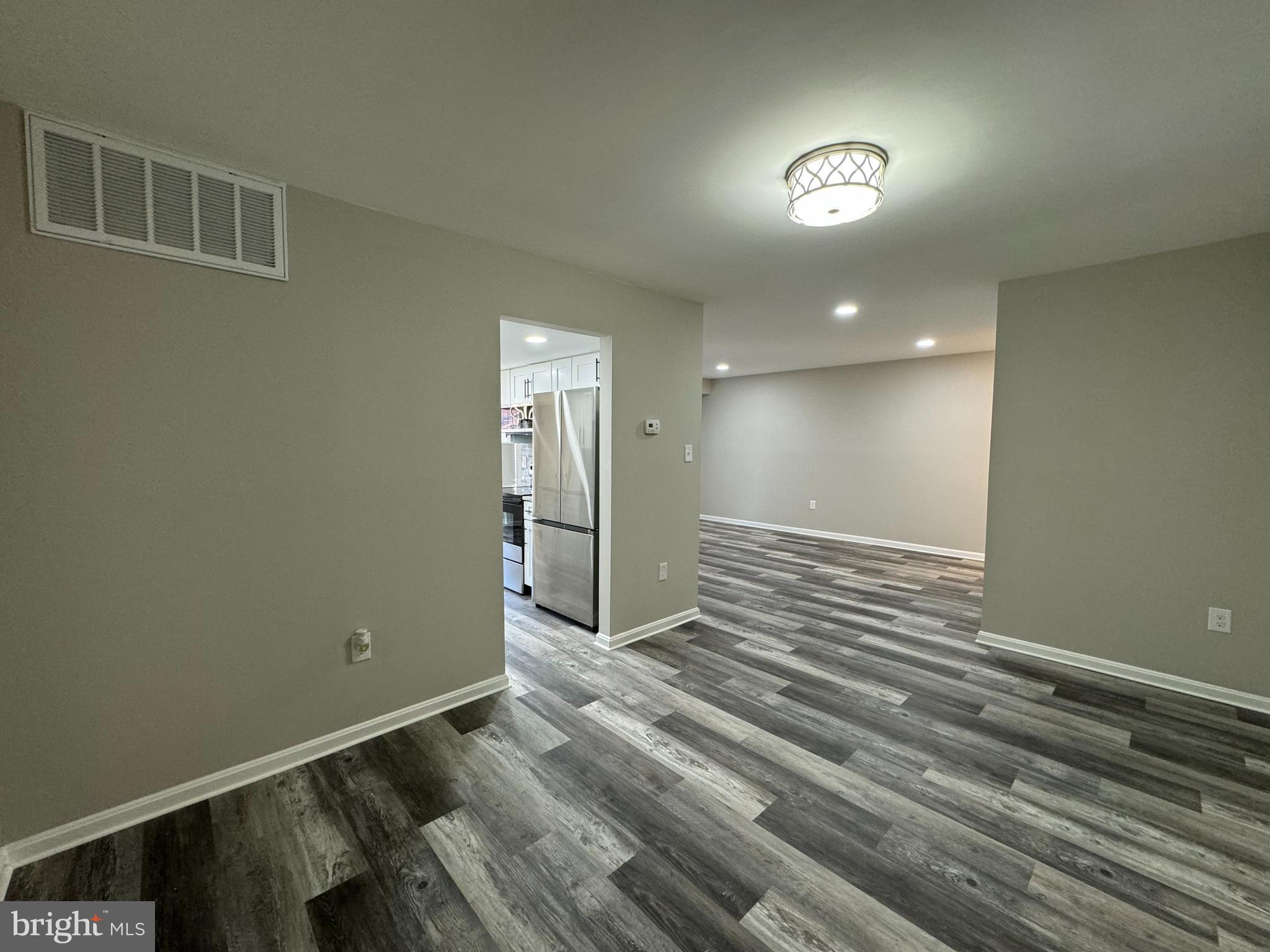 THE VISTAS - Residential