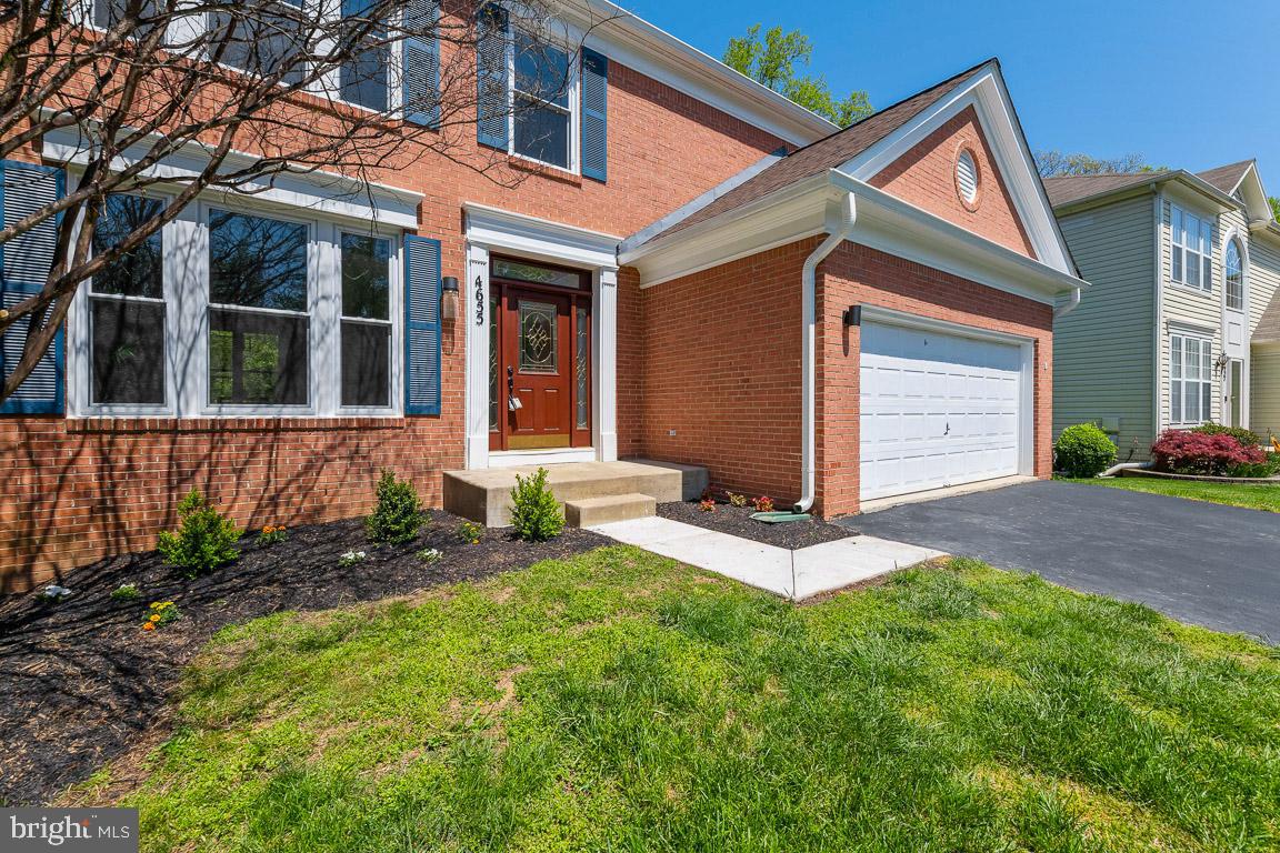 TAYLOR VILLAGE - Residential