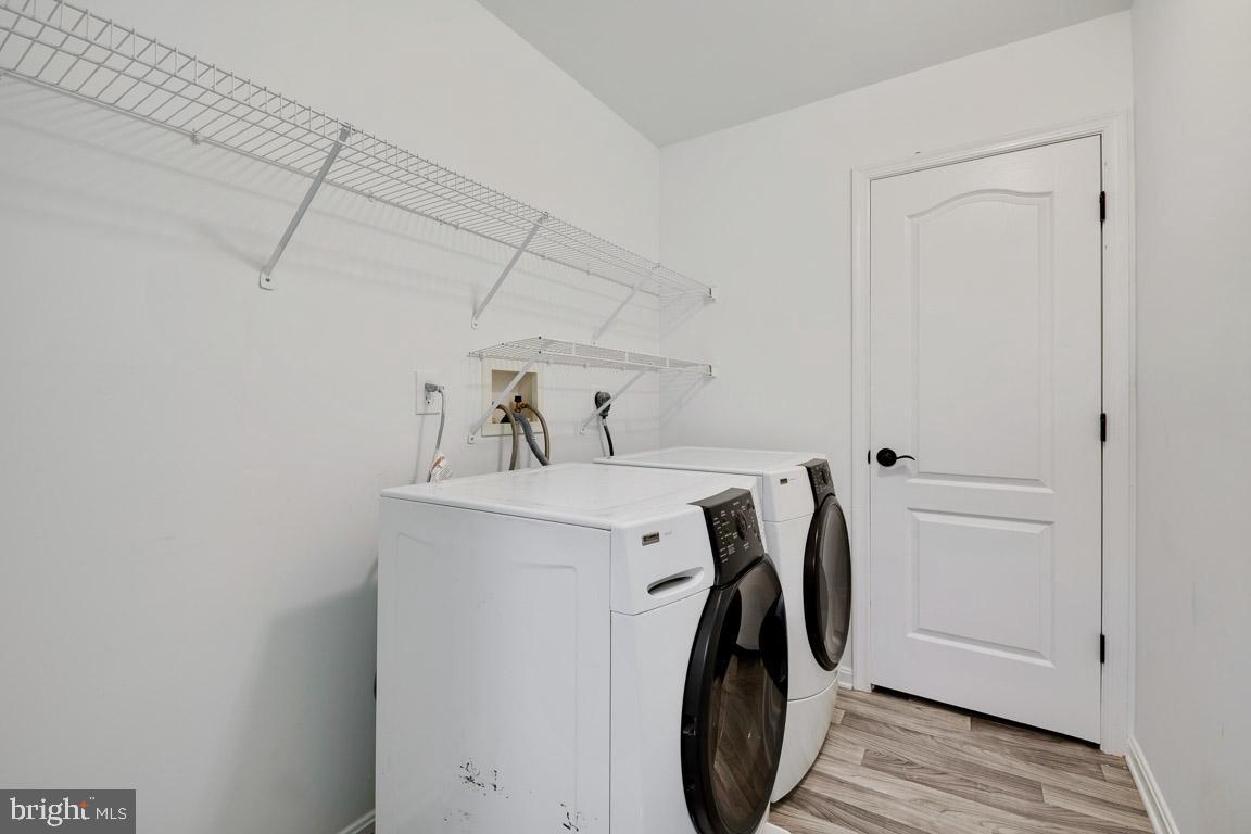 TAYLOR VILLAGE - Residential