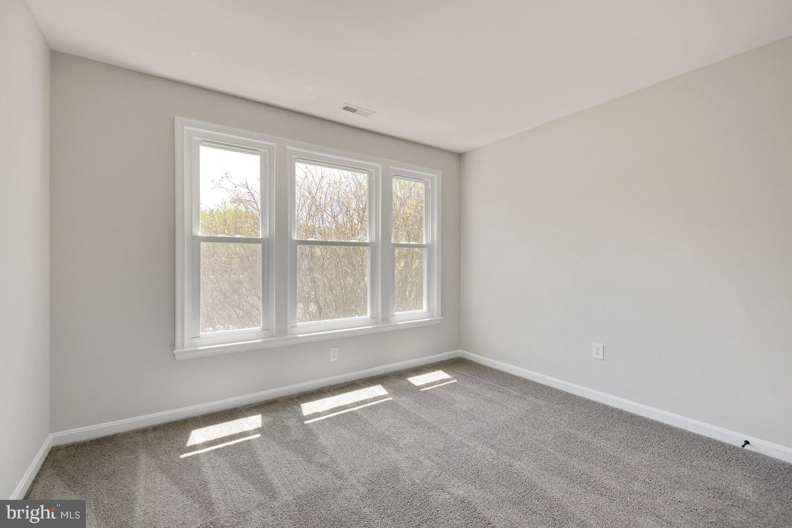 TAYLOR VILLAGE - Residential