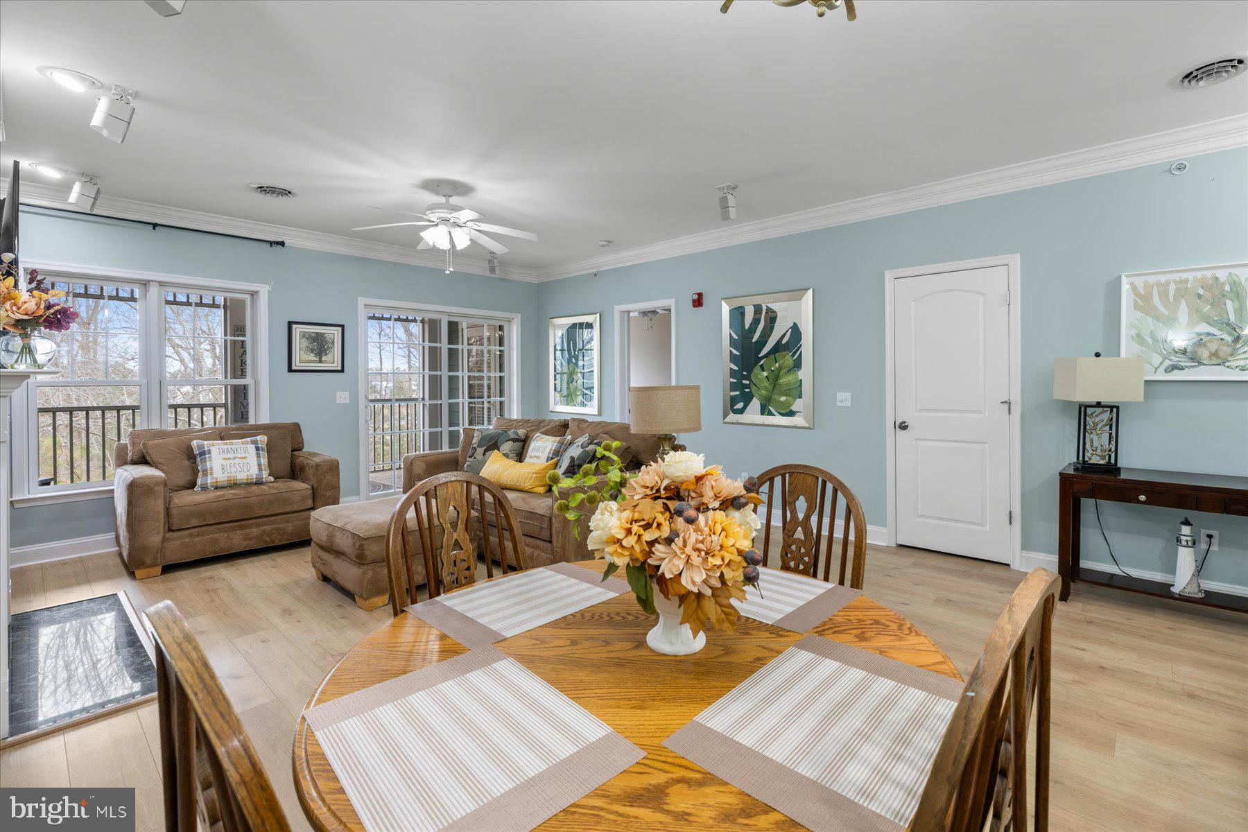 PENINSULA - Residential