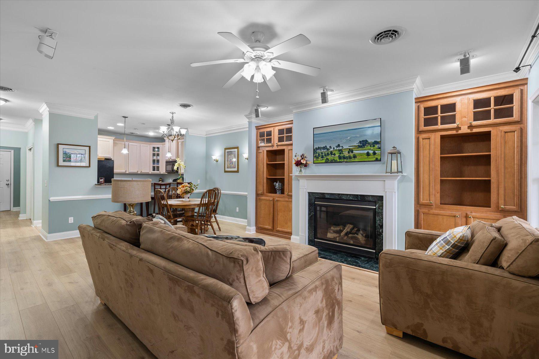 PENINSULA - Residential