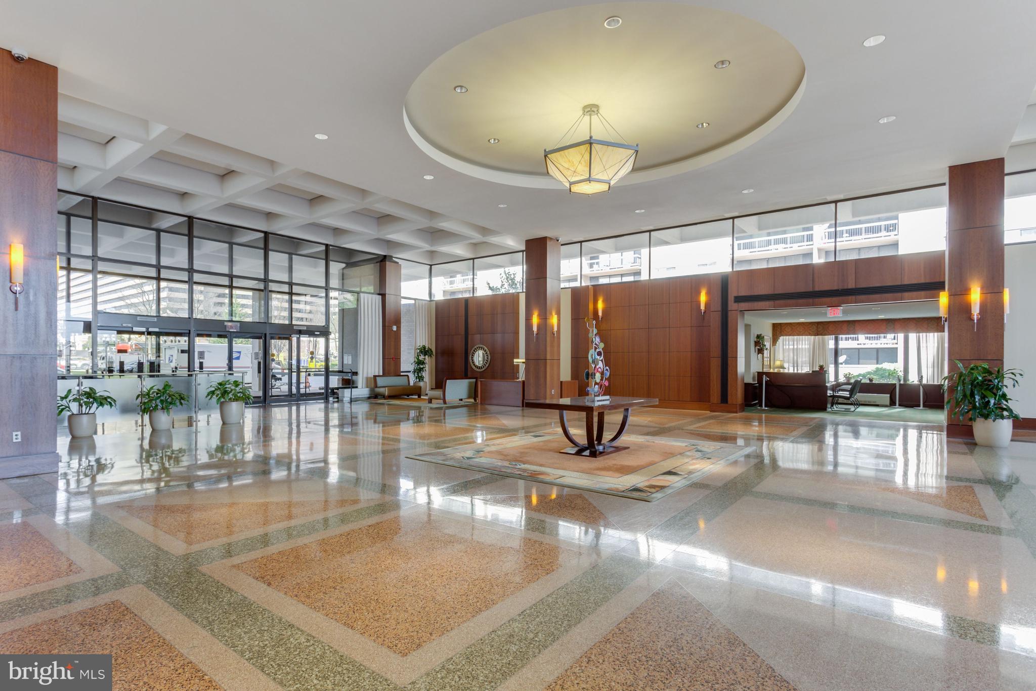 SKYLINE PLAZA - Residential