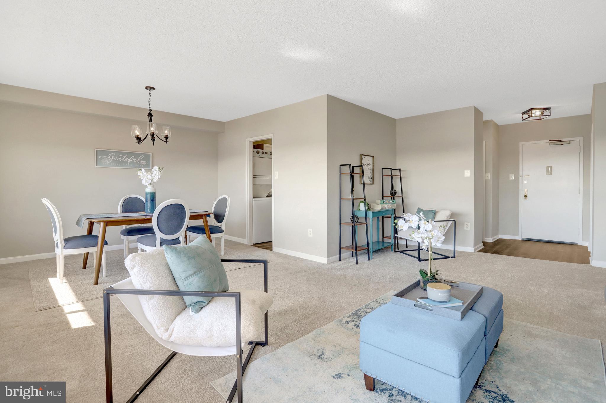 SKYLINE PLAZA - Residential