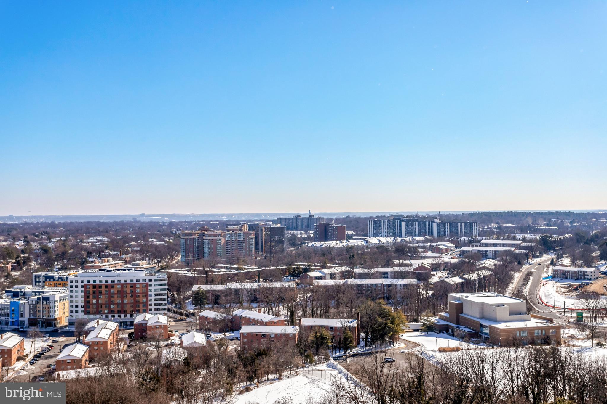 SKYLINE PLAZA - Residential