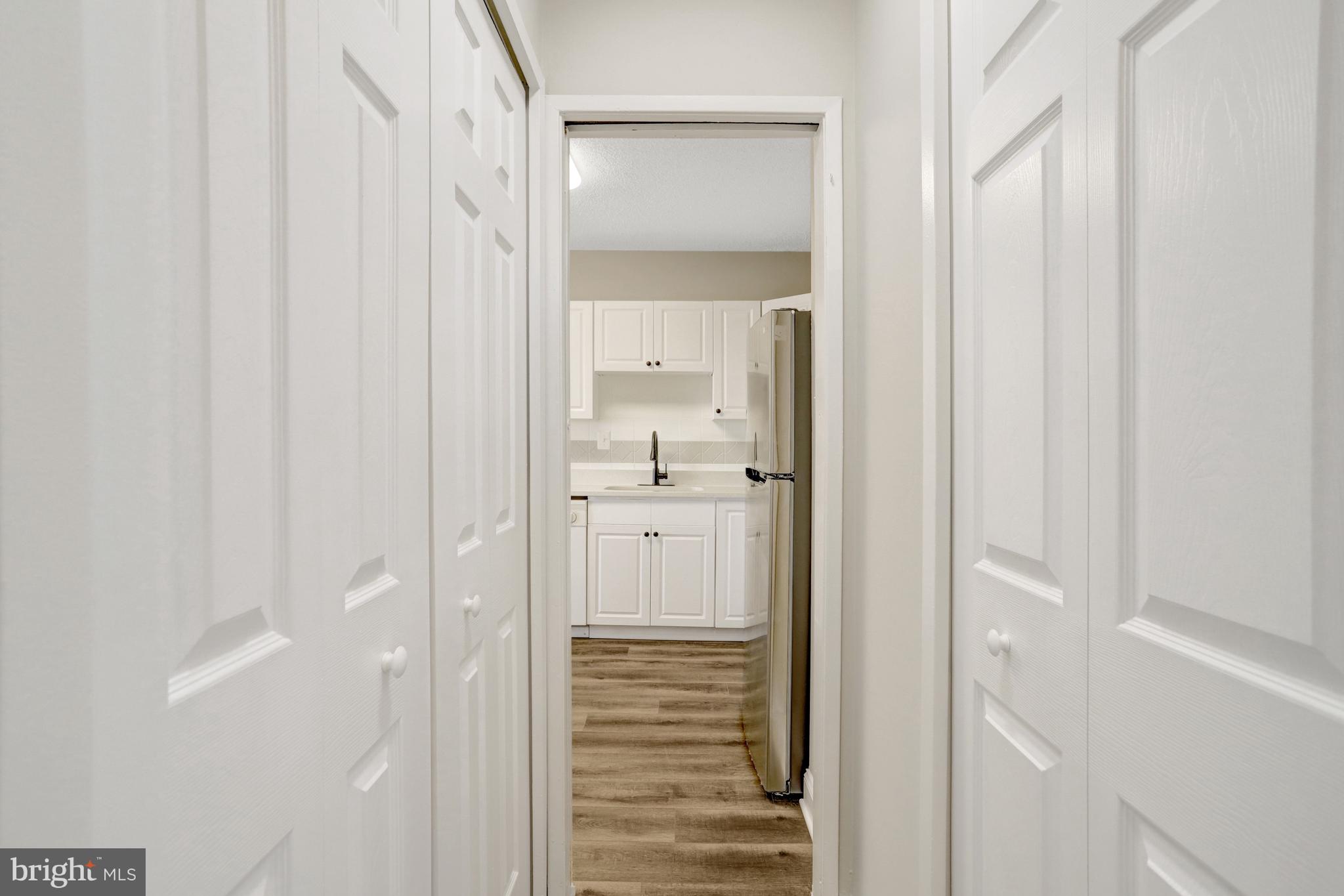 SKYLINE PLAZA - Residential